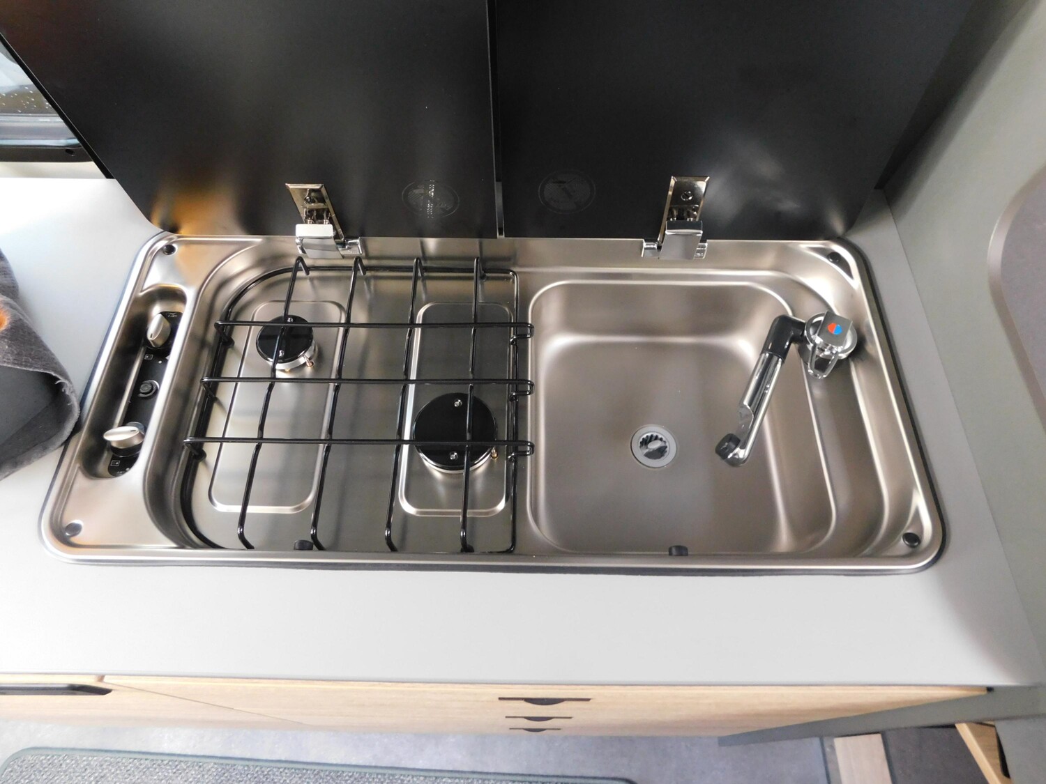 Dethleffs Globetrail 75K 640 ES 8G-Automatik, Combi 6DE - Bild 15