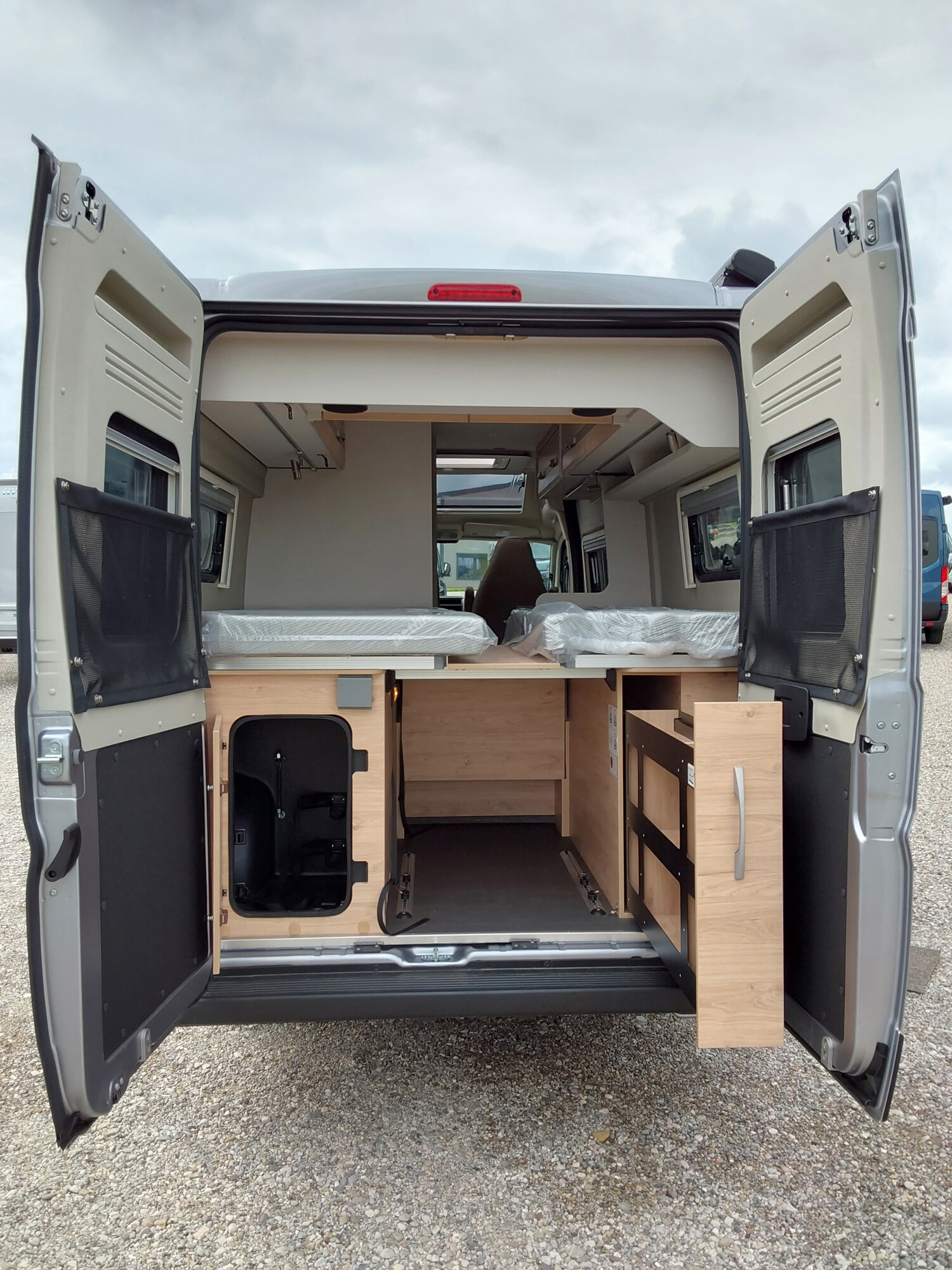 Dethleffs Globetrail Advantage 640 ES Fiat Skyroof,Combi6D - Bild 3