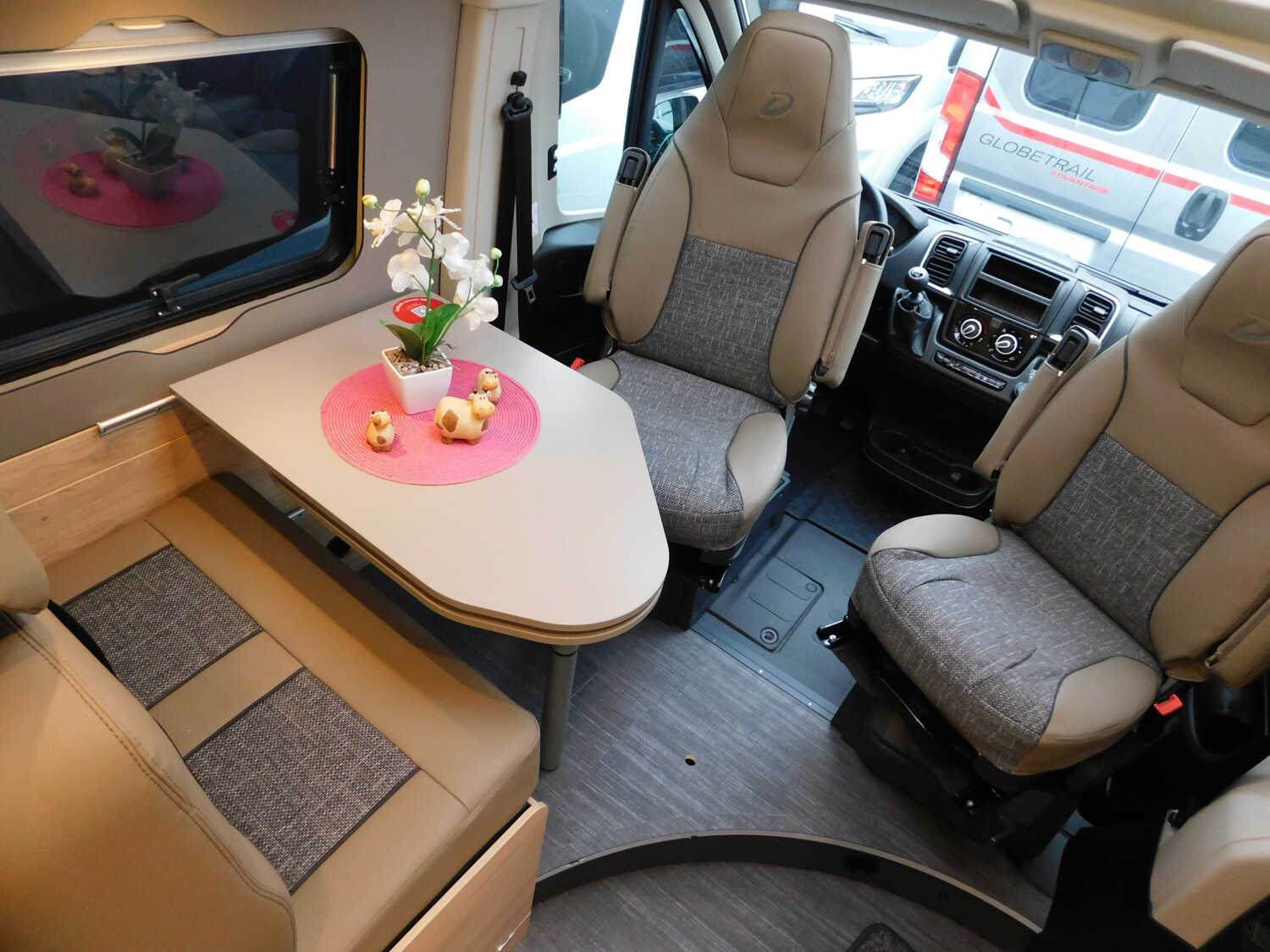 Dethleffs Globetrail Advantage 640 ES Fiat Skyroof,Combi6D - Bild 8
