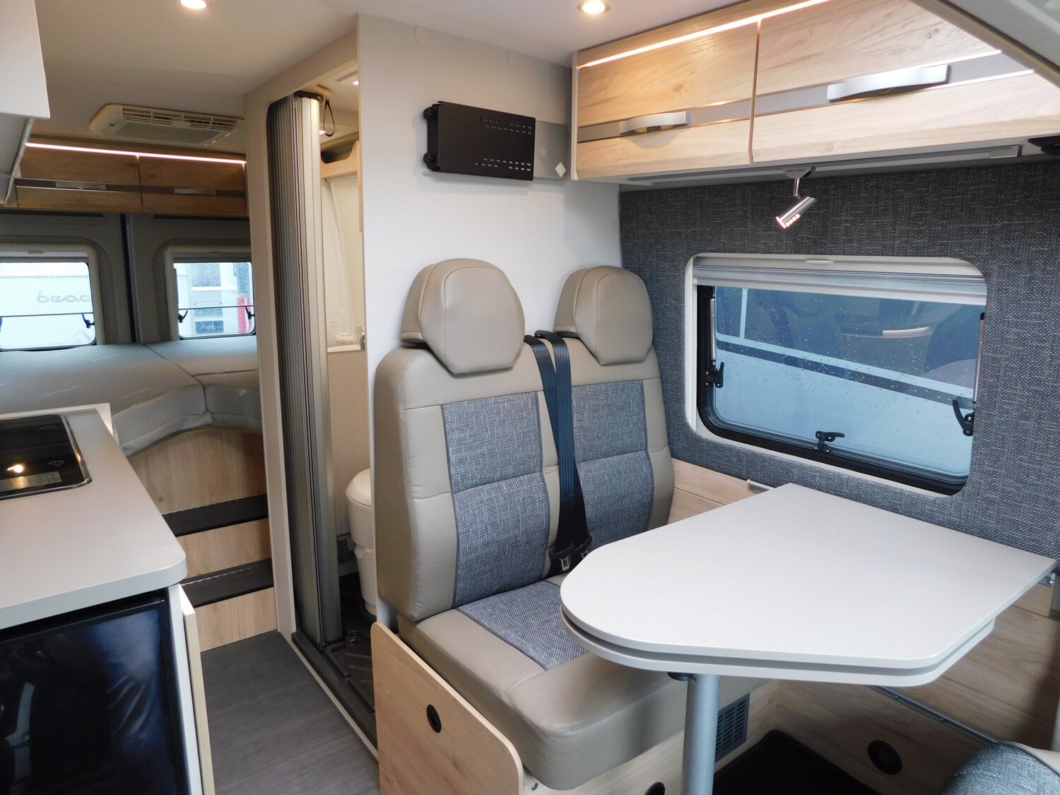 Dethleffs Globetrail 640 S Automatik+90Jahrepkt+Schwenkbad - Bild 8