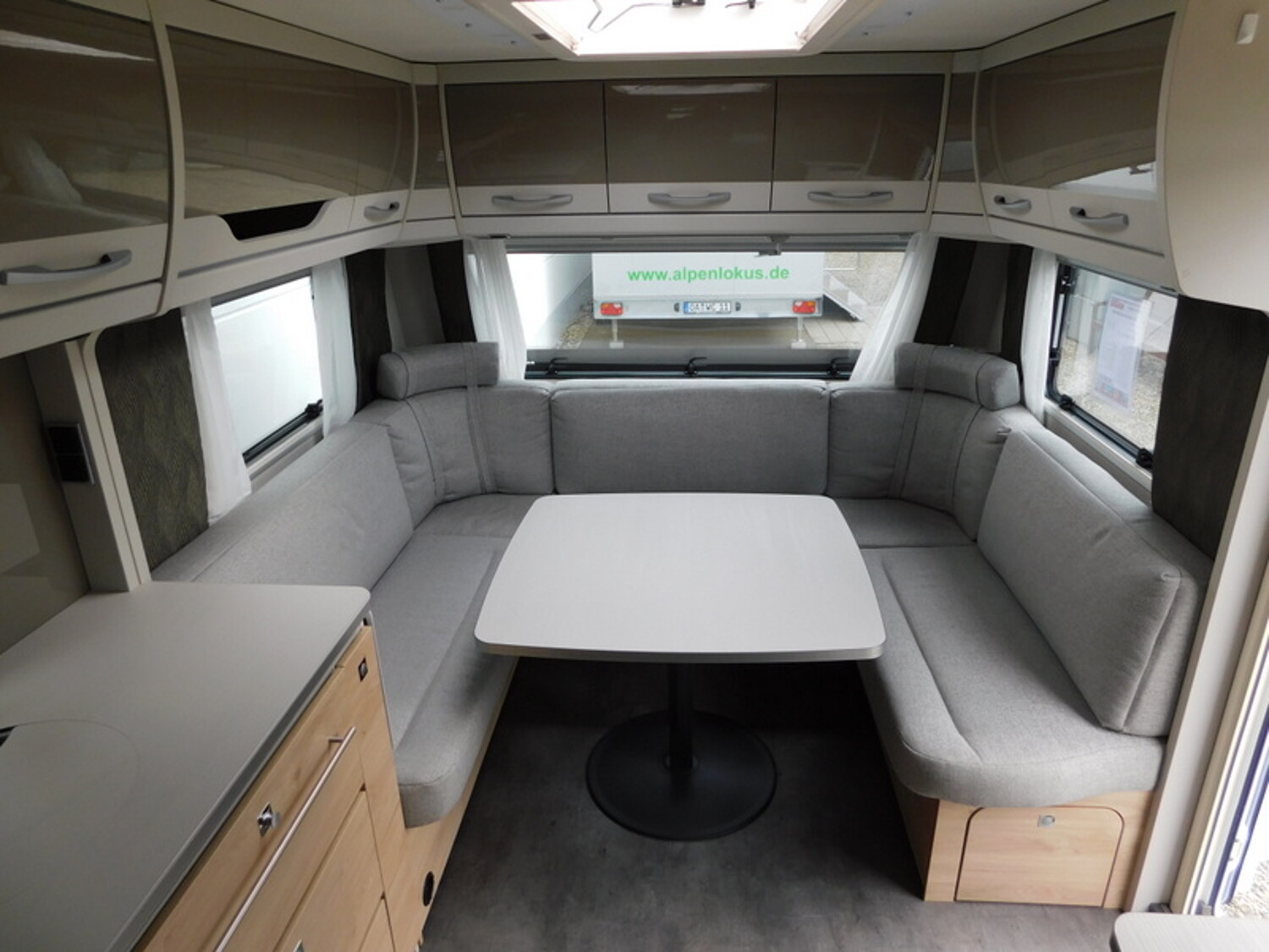 Dethleffs Nomad 650 RQT - Bild 4