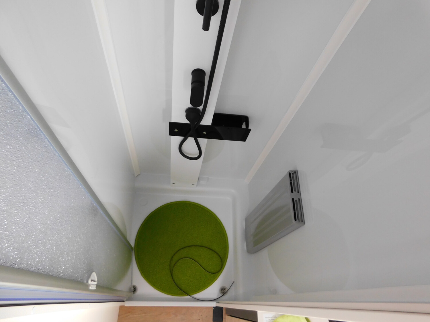 Dethleffs Beduin Scandinavia 690 BQT First-Edition,TV-Lift - Bild 14