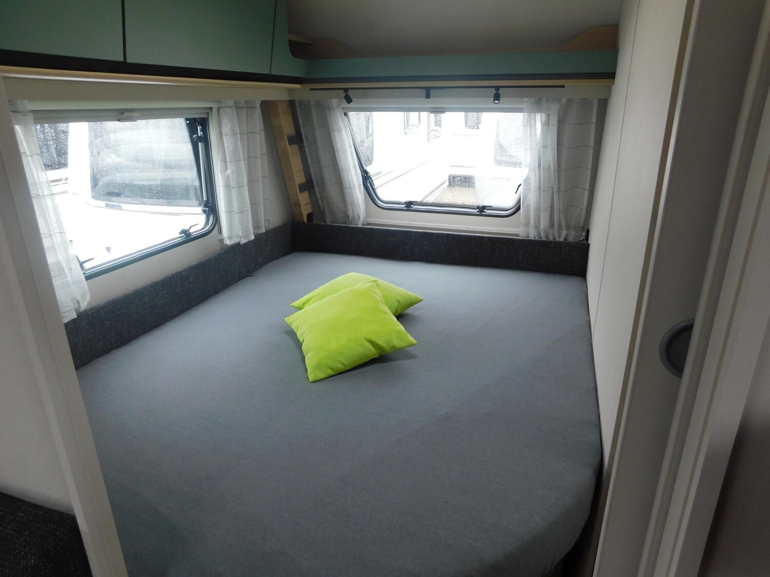 Dethleffs Camper 730 FKR Toilette alternativ, Snow-Plus - Bild 11