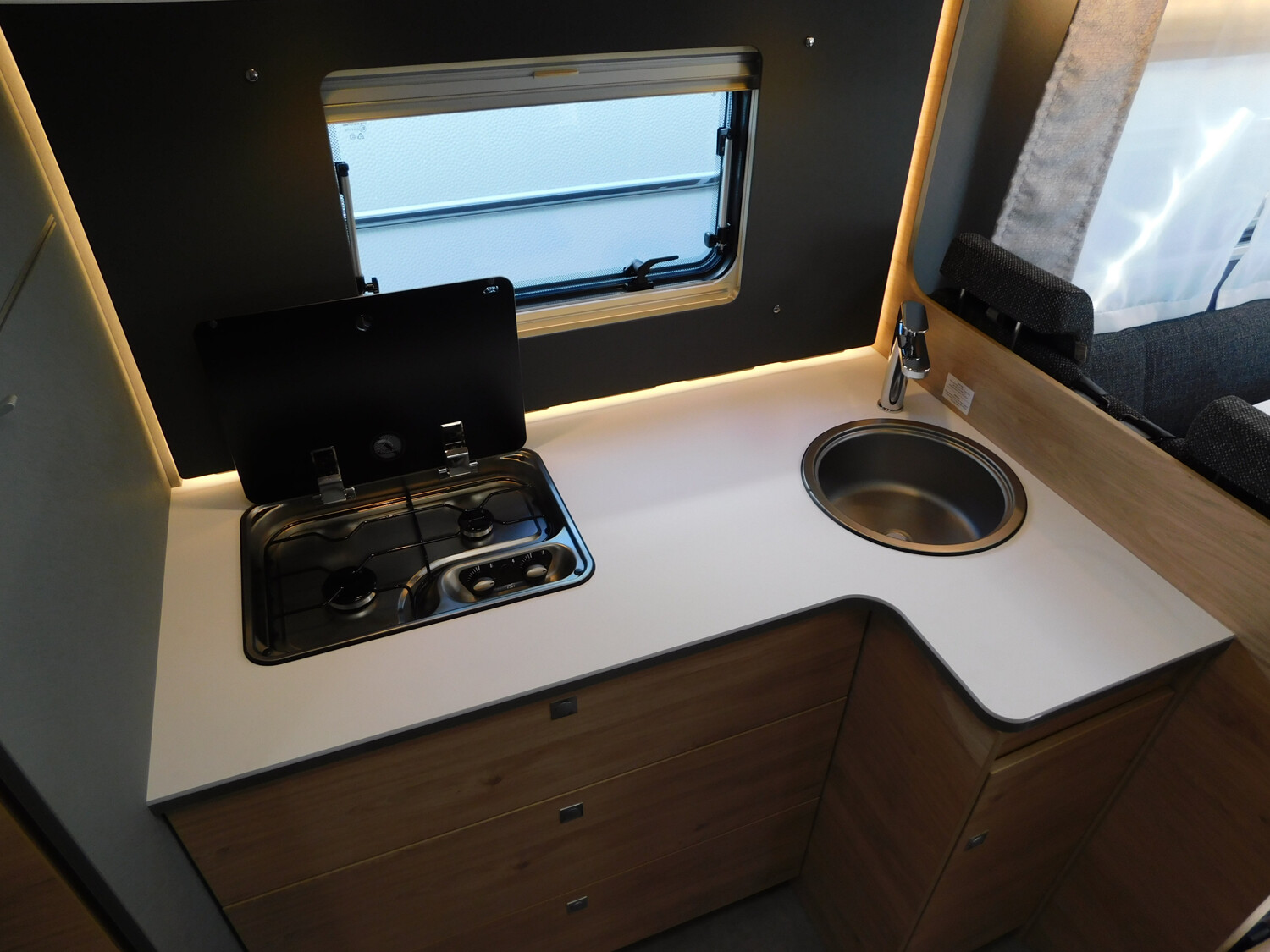 Dethleffs XL A 7872-2 32-Zoll-TV, Radträger, SAT-Anlage - Bild 10