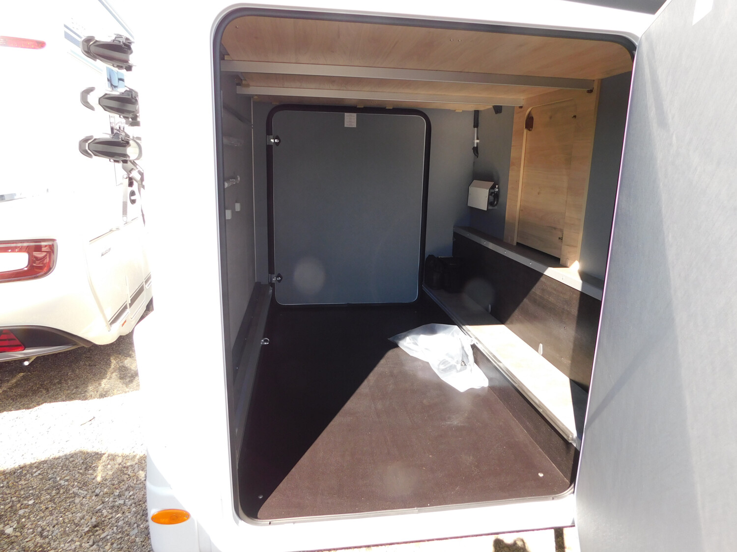 Dethleffs XL A 7872-2 32-Zoll-TV, Radträger, SAT-Anlage - Bild 19