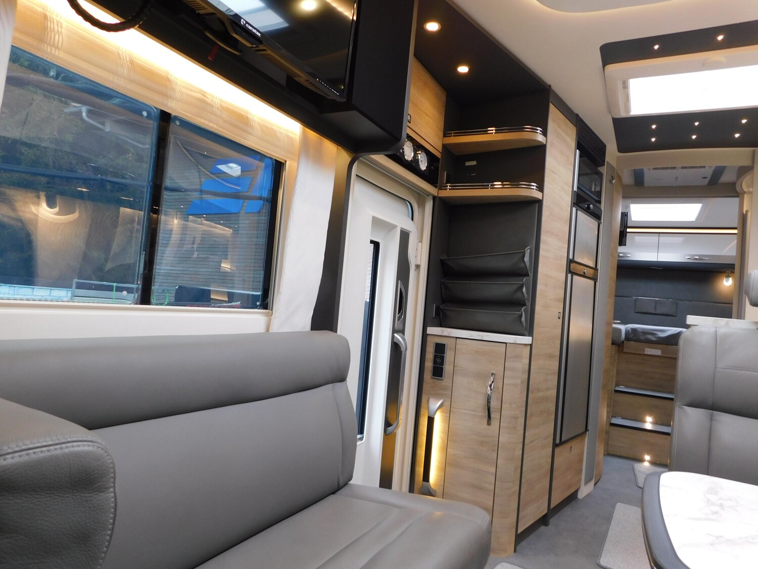 Dethleffs Globetrotter XXL A 9000-2 EB Vollausstattung ! - Bild 7