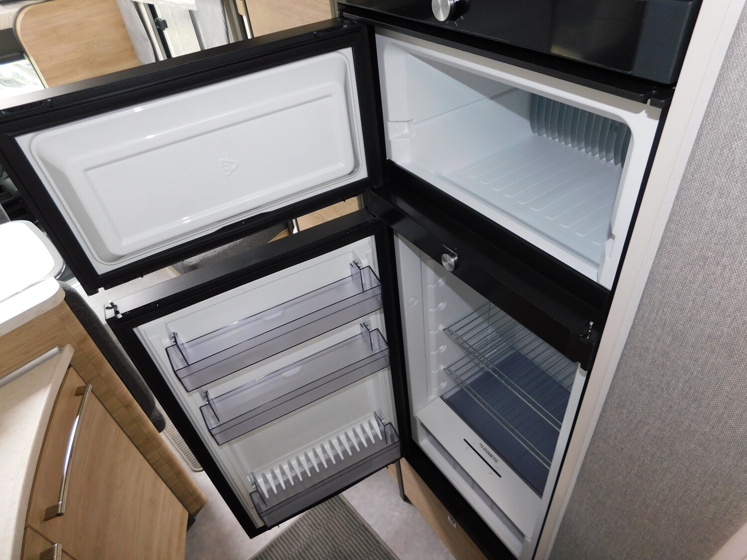 Dethleffs Globetrotter XXL A 9000-2 EB - Bild 10