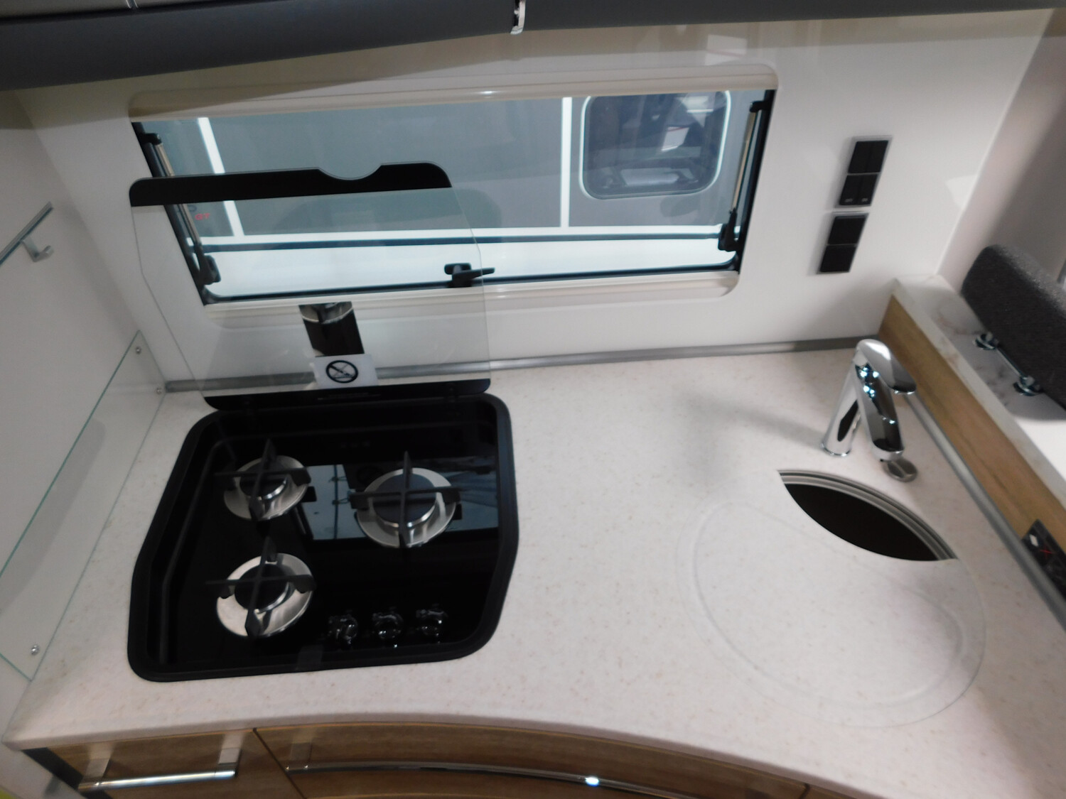 Dethleffs Globetrotter XXL A 9000-2 EB - Bild 9