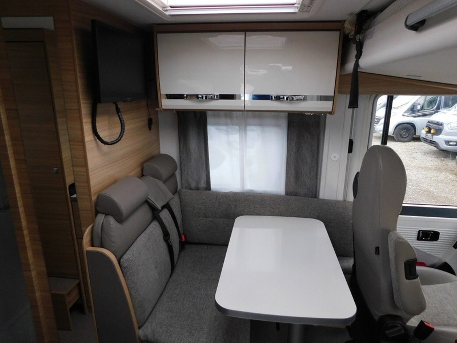 Dethleffs Globebus I 1 GT-Paket mit viel Ausstattung, sehr wenig km - Bild 10