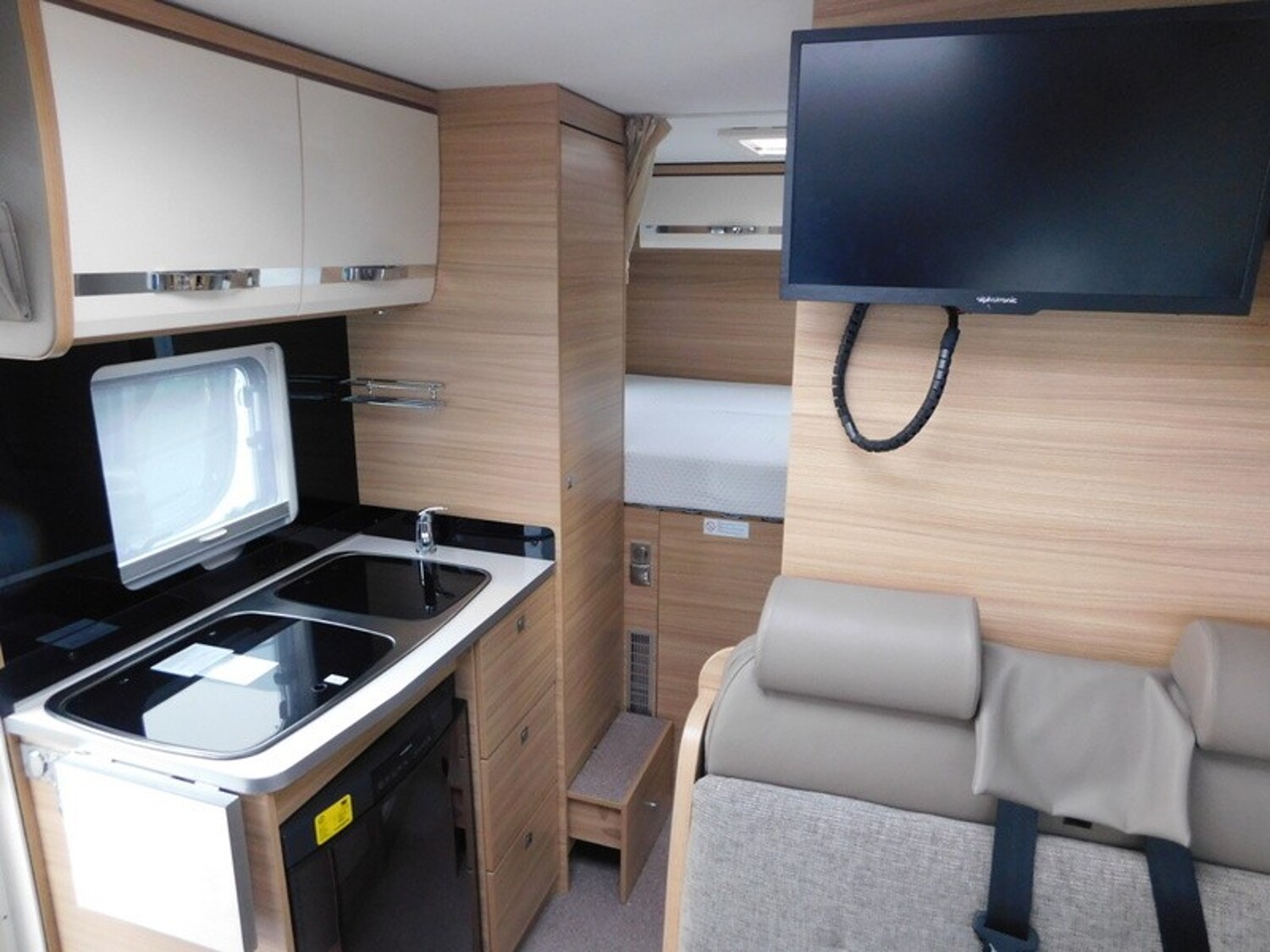 Dethleffs Globebus I 1 GT-Paket mit viel Ausstattung, sehr wenig km - Bild 11