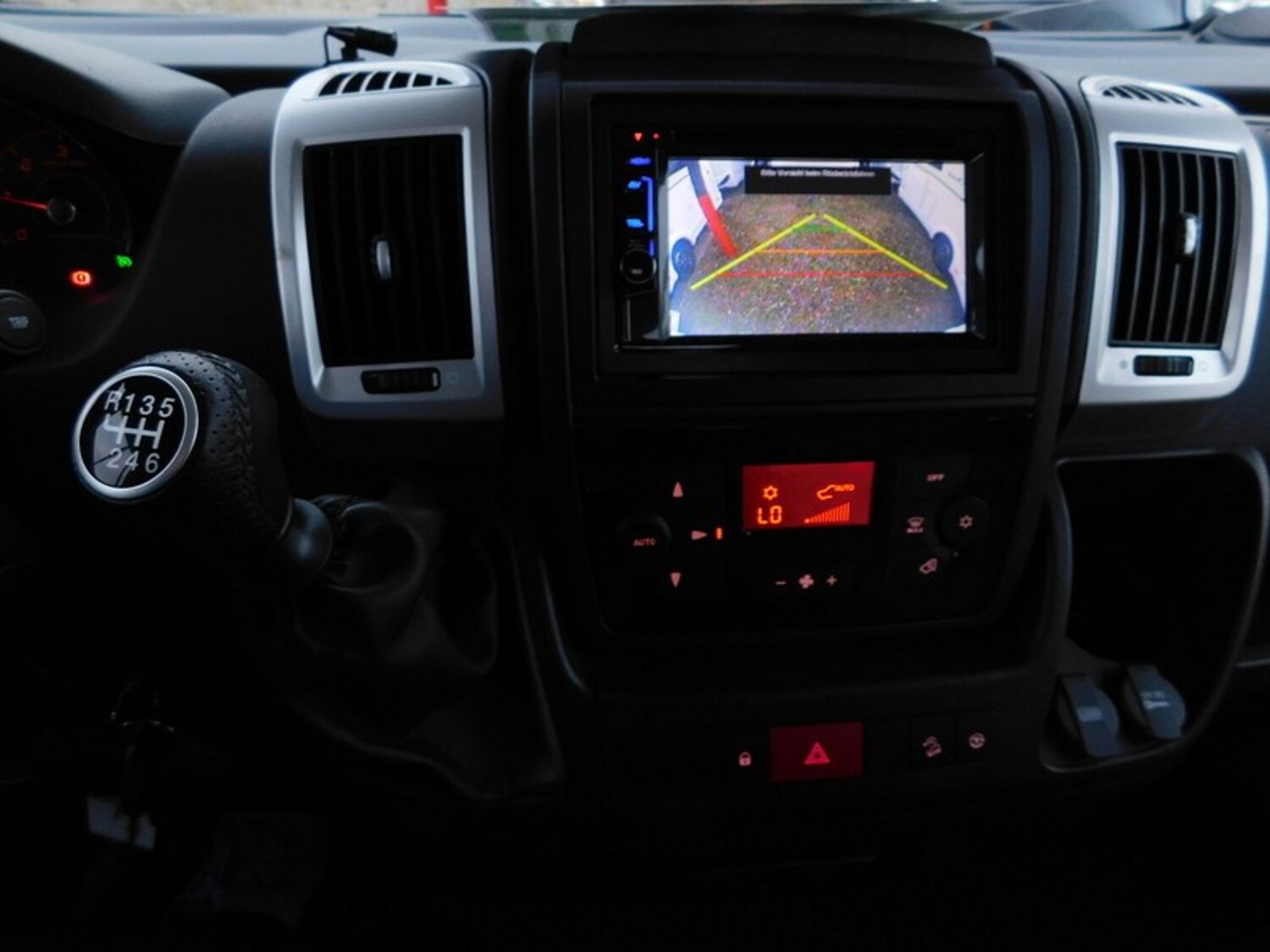 Dethleffs Globebus I 1 GT-Paket mit viel Ausstattung, sehr wenig km - Bild 6