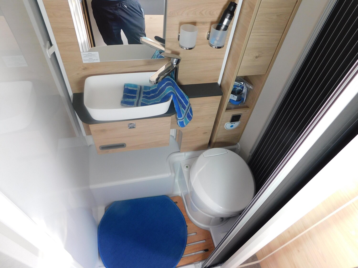 Dethleffs Globebus Active I 1 Automatik+Active-Paket+Navi - Bild 10