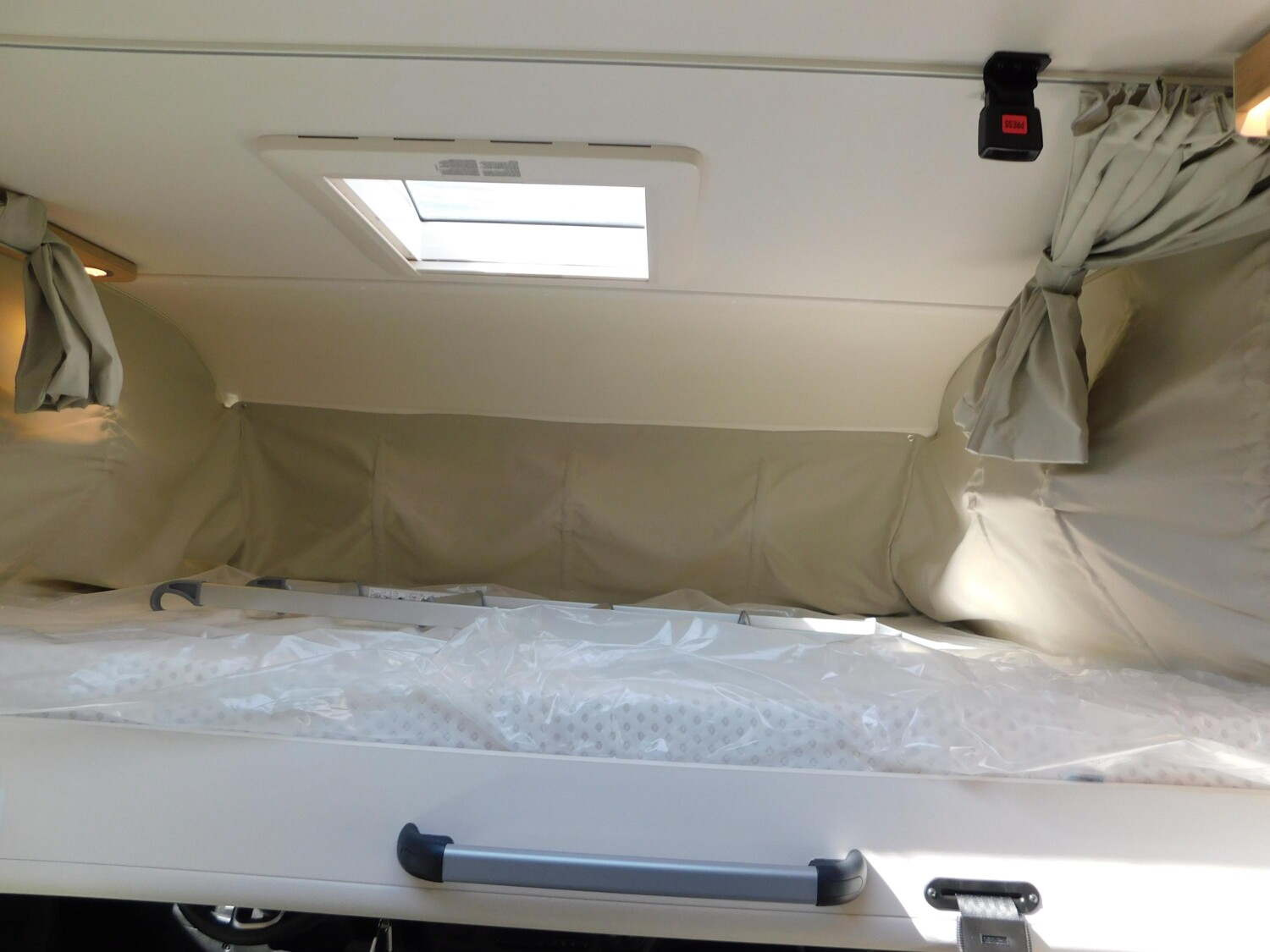 Dethleffs Globebus Active I 4 Combi6E, Fußbodenheizung - Bild 22