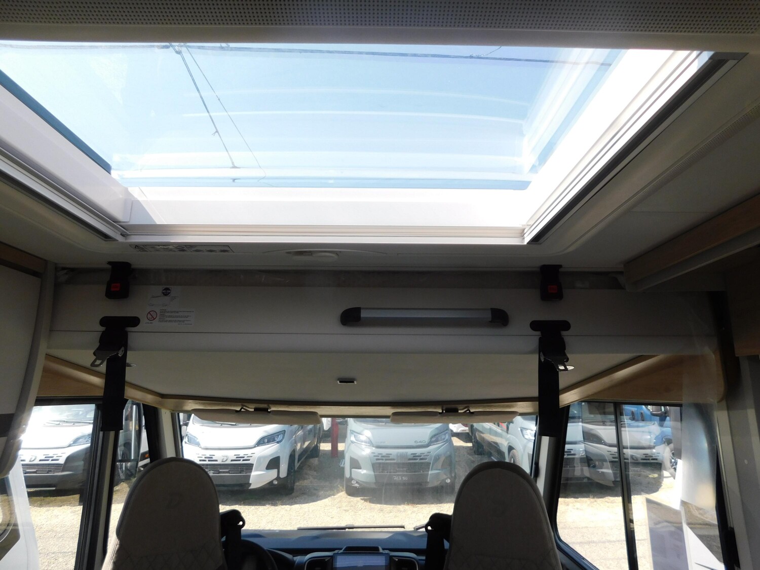 Dethleffs Globebus I 4 8G-Automatik, Navi+Kamera, Markise - Bild 14