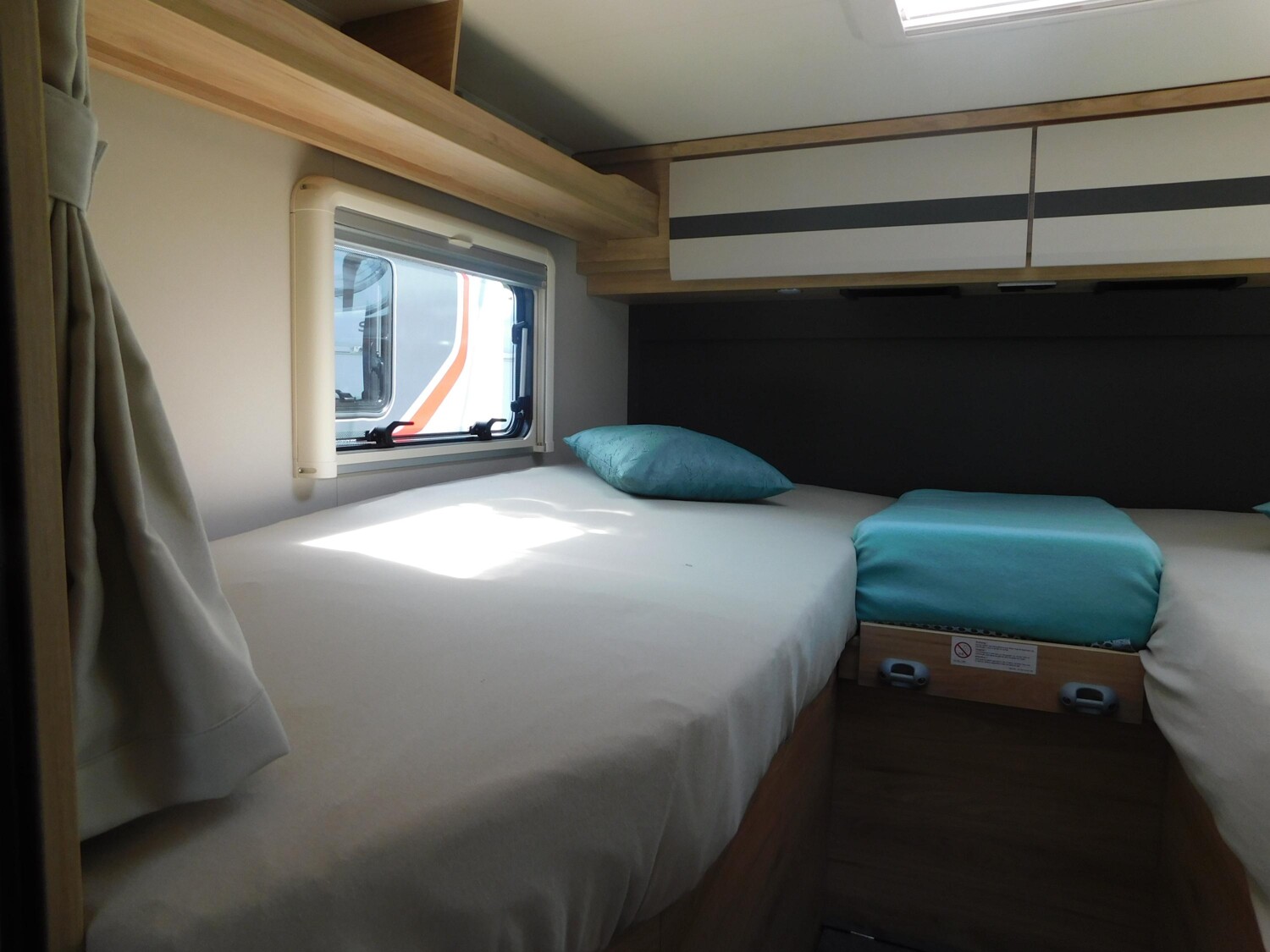 Dethleffs Globebus I 4 8G-Automatik, Navi+Kamera, Markise - Bild 8
