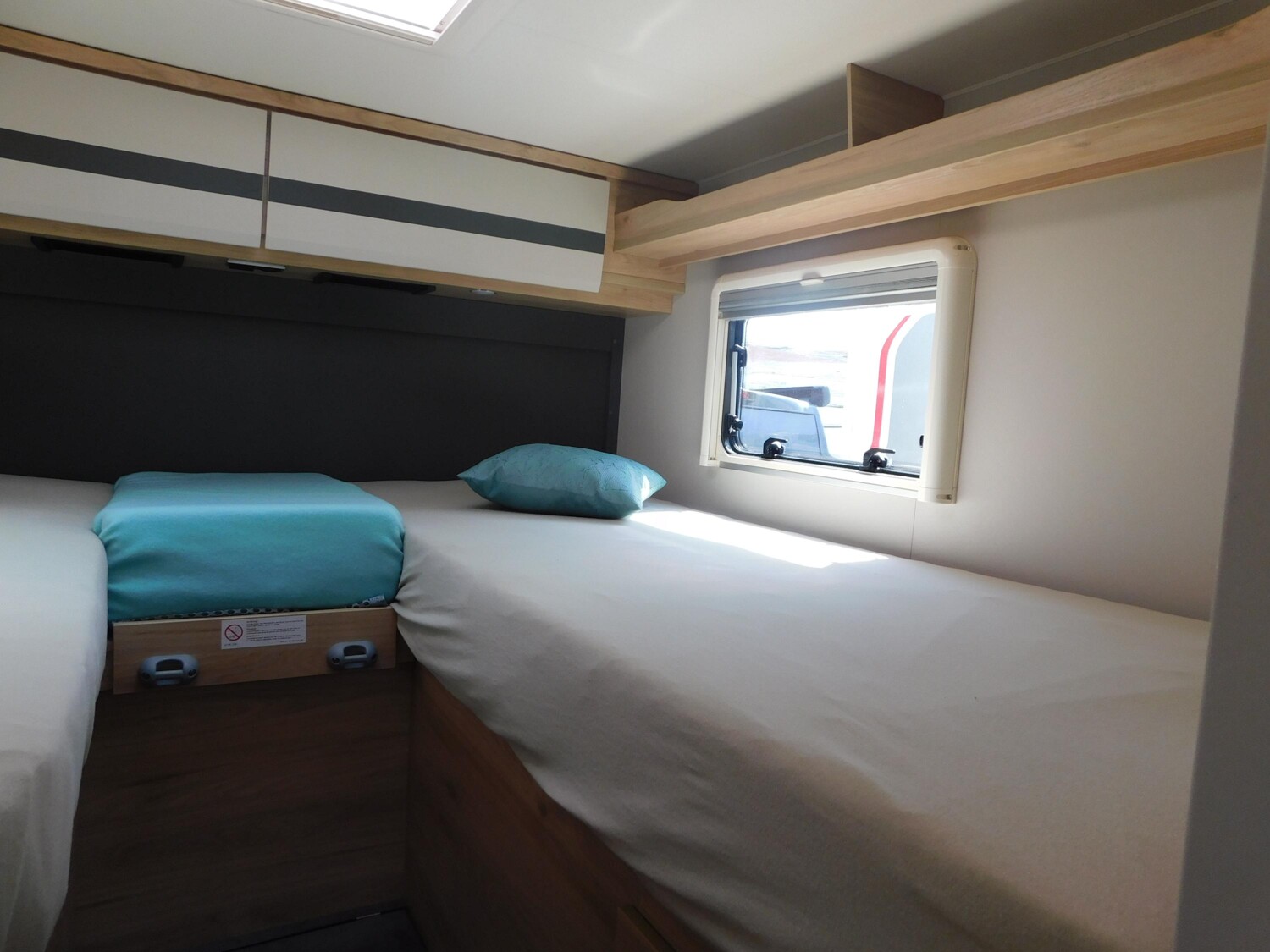 Dethleffs Globebus I 4 8G-Automatik, Navi+Kamera, Markise - Bild 9