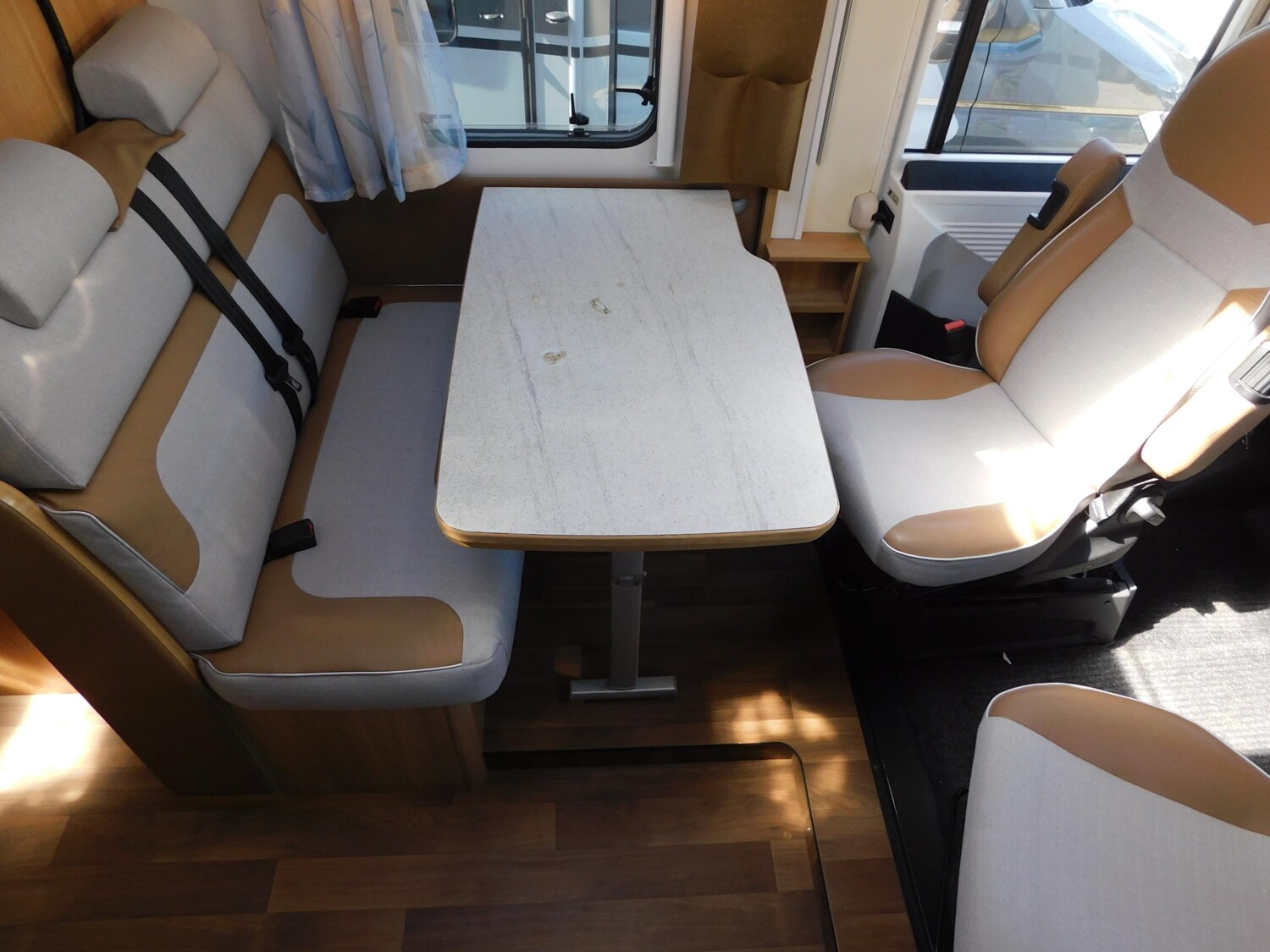 Dethleffs Advantage I 6611 Automatik, Voll-Luftfeder, SAT - Bild 16