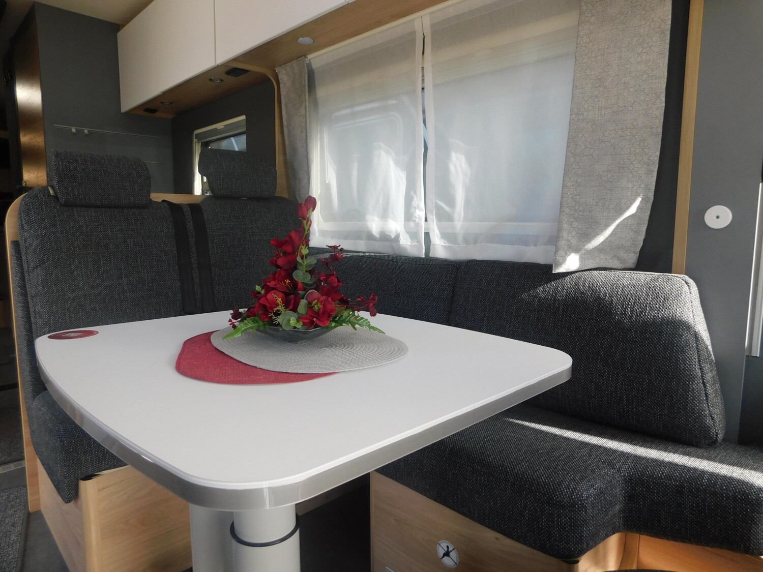 Dethleffs XL I 7812-2 Technik-Paket, LTE-Router+32 Zoll TV - Bild 8