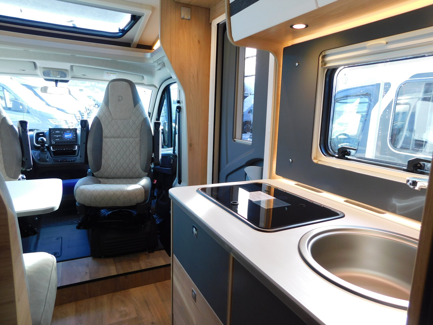 Dethleffs Globebus Camp T 1 Navi+RFK,Voll-LED-Scheinwerfer - Bild 10
