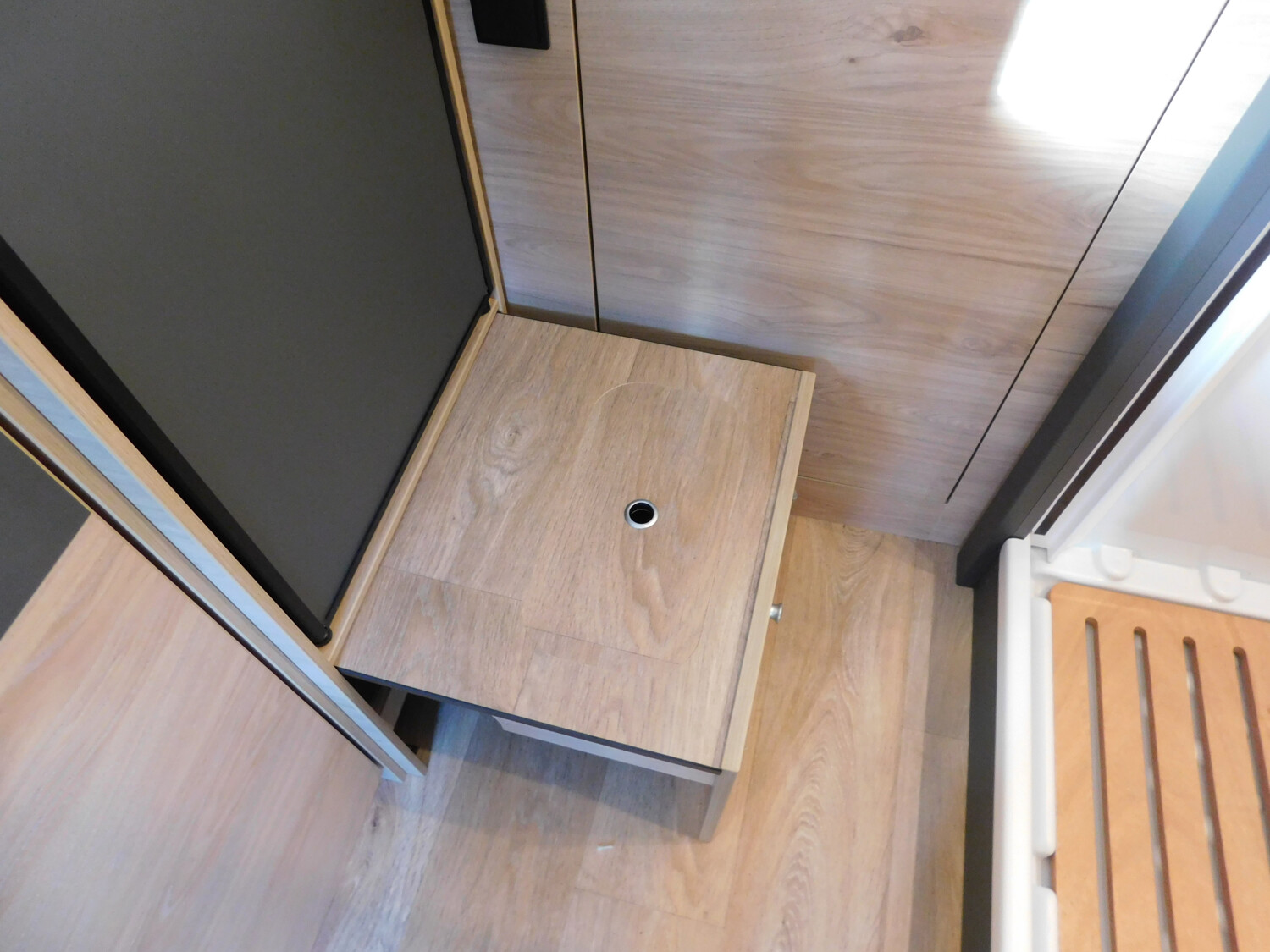 Dethleffs Globebus Camp T 1 Navi+RFK,Voll-LED-Scheinwerfer - Bild 17