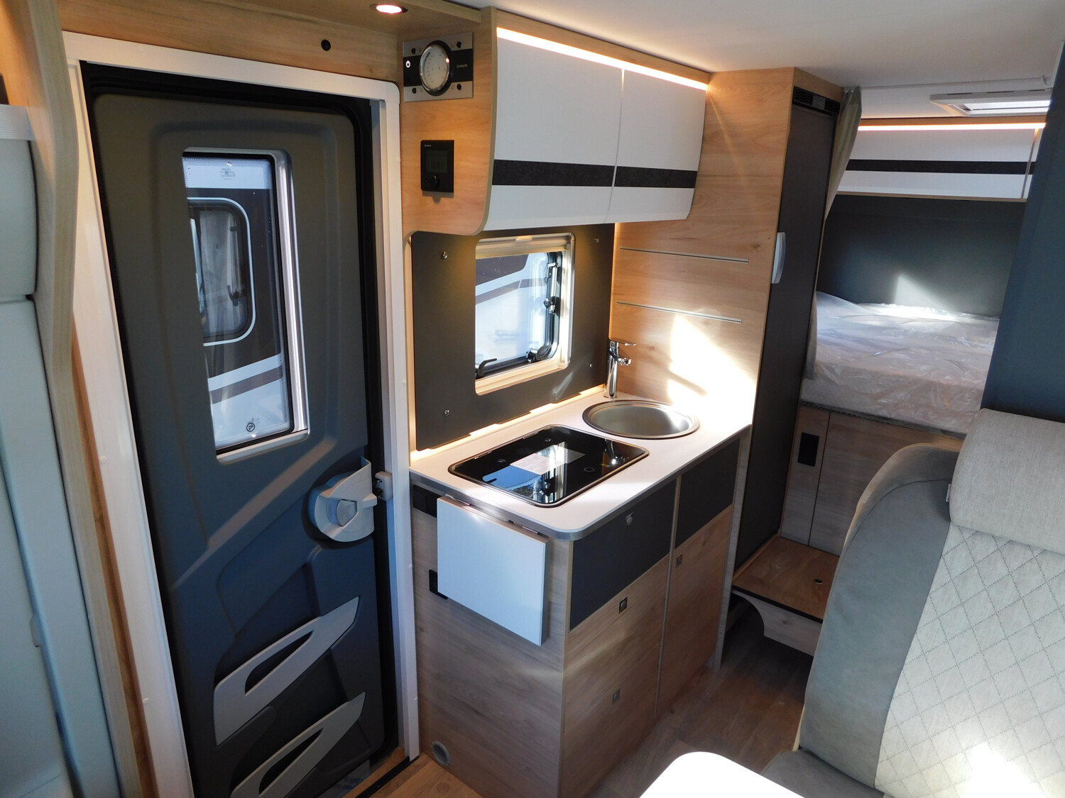 Dethleffs Globebus Camp T 1 Navi+RFK,Voll-LED-Scheinwerfer - Bild 9