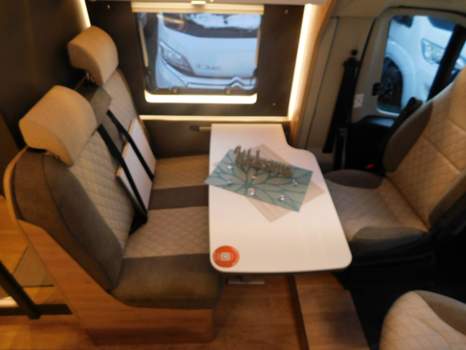 Dethleffs Globebus Camp T 4 Navi/RFK, Markise, LED-Scheinw - Dethleffs Reisemobil 2025 - Bild 12 Dethleffs Globebus Camp T 4 Navi/RFK, Markise, LED-Scheinw - Bild 12