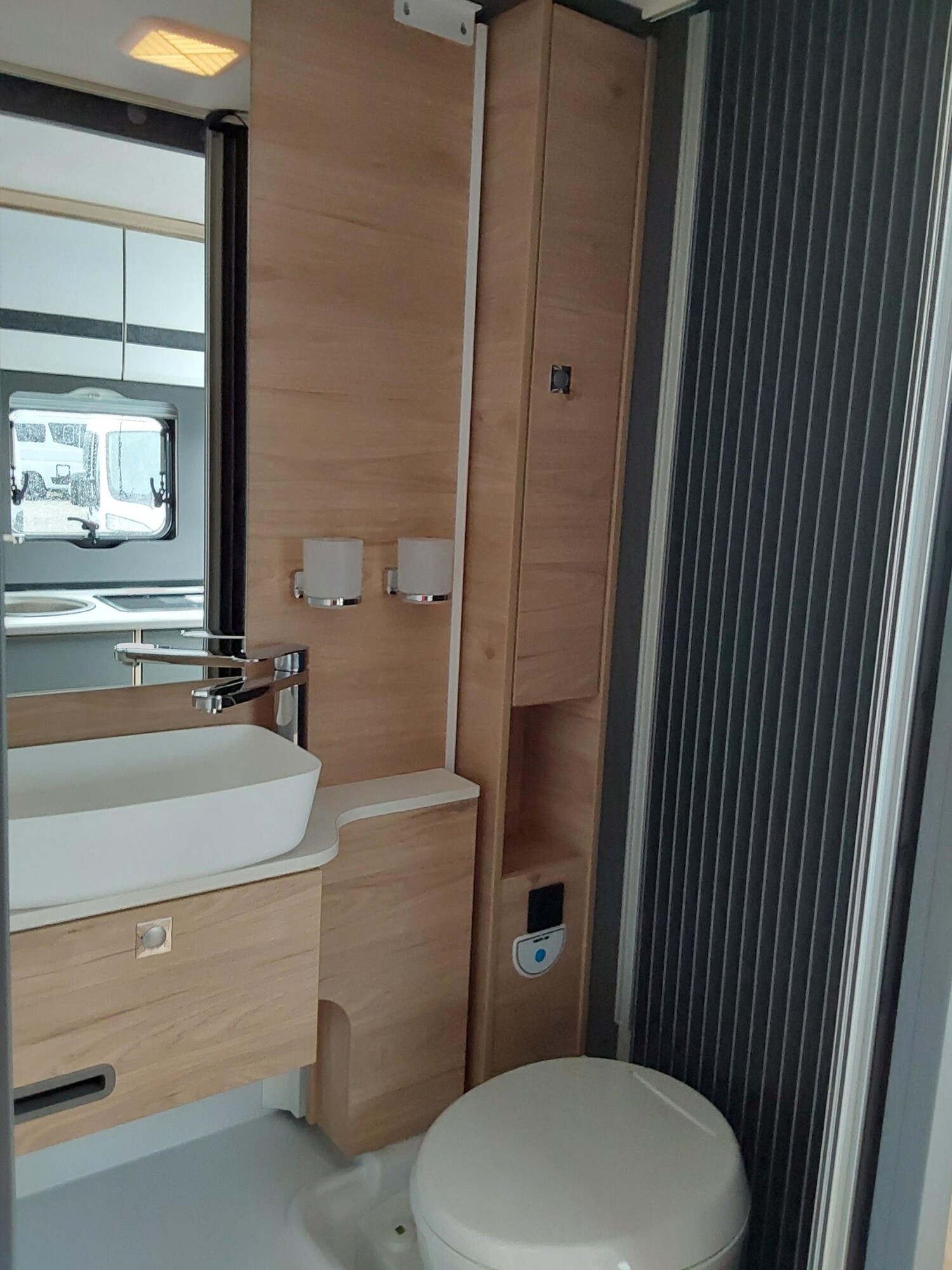 Dethleffs Globebus Camp Active T 4 - Bild 13