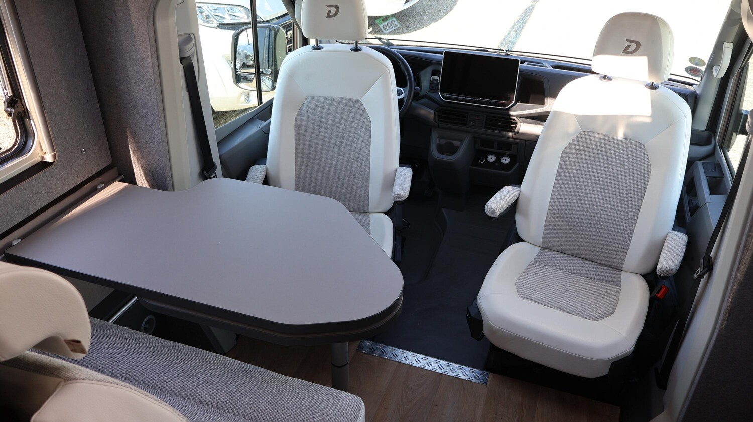 Dethleffs Globebus Performance 4x4 T 46 Bügel, AHK, Isofix - Bild 6