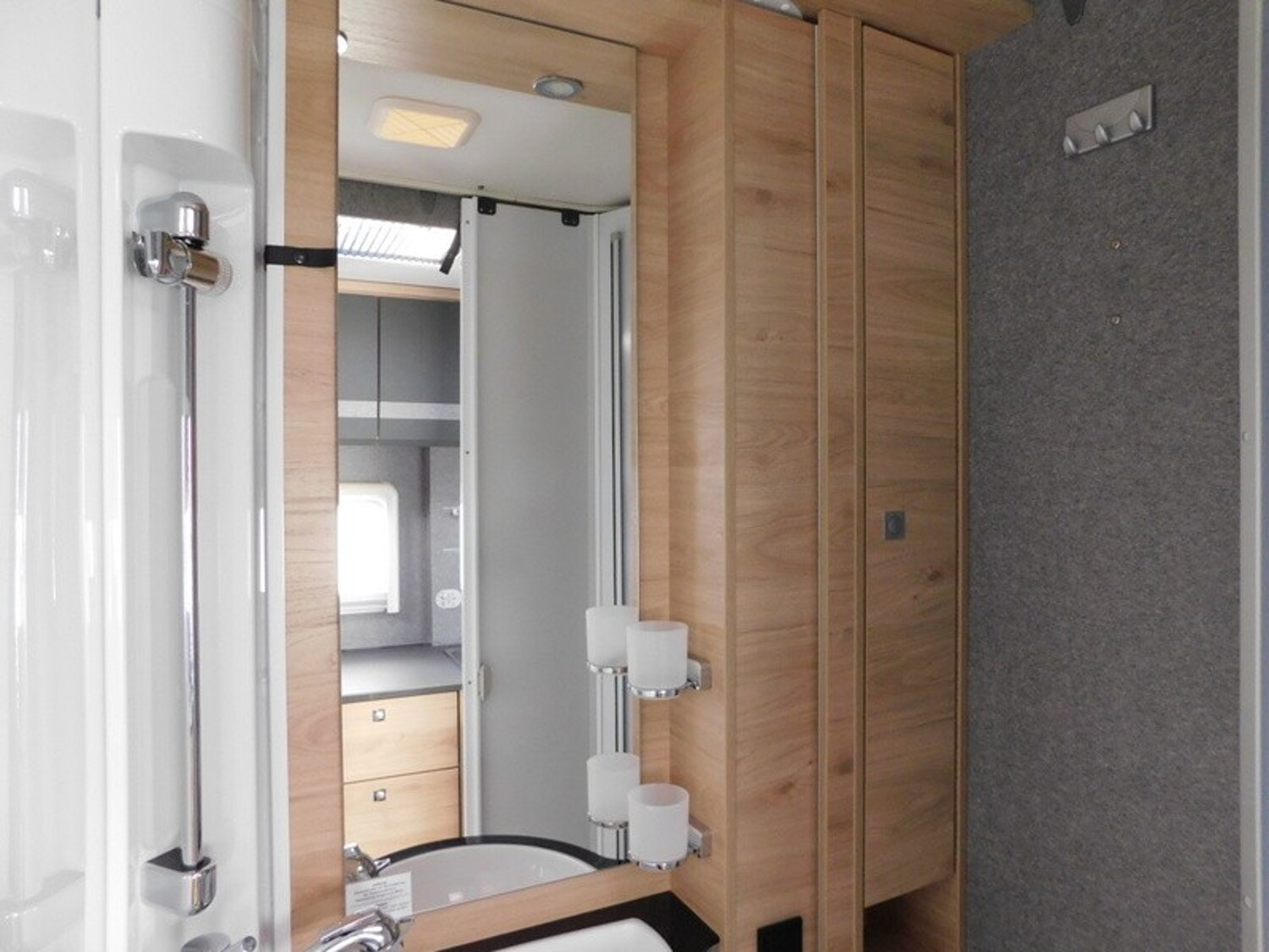 Dethleffs Just Go T 6615 EB 160 PS Automatik, Markise, AHK, RFK uvm. - Bild 10