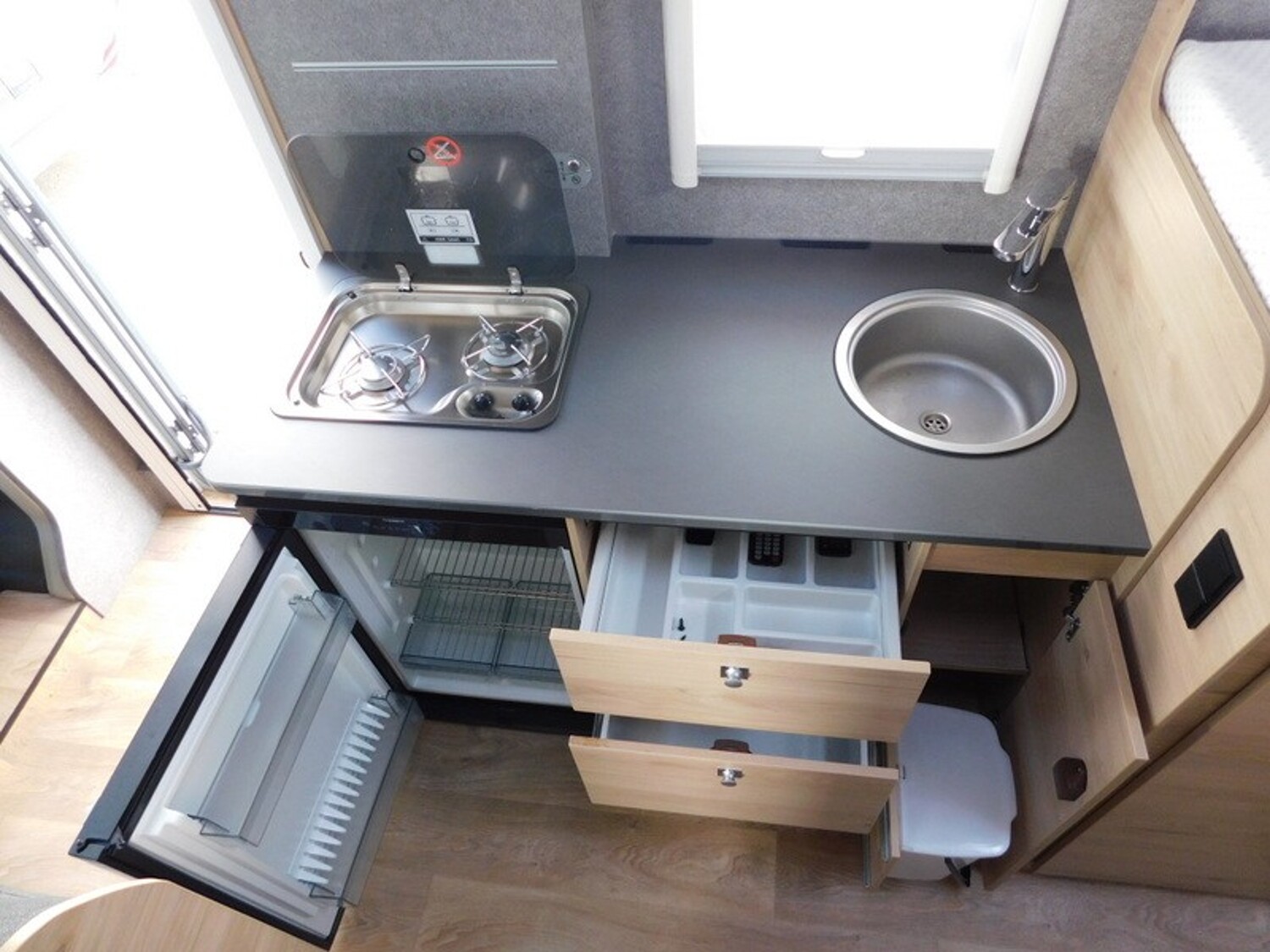 Dethleffs Just Go T 6615 EB 160 PS Automatik, Markise, AHK, RFK uvm. - Bild 11