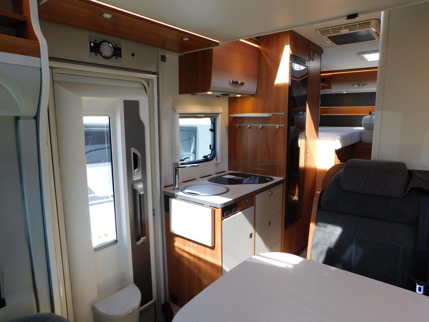 Dethleffs Trend T 6617 EB Hubbett, Klima, AHK, Navi+Kamera - Bild 10