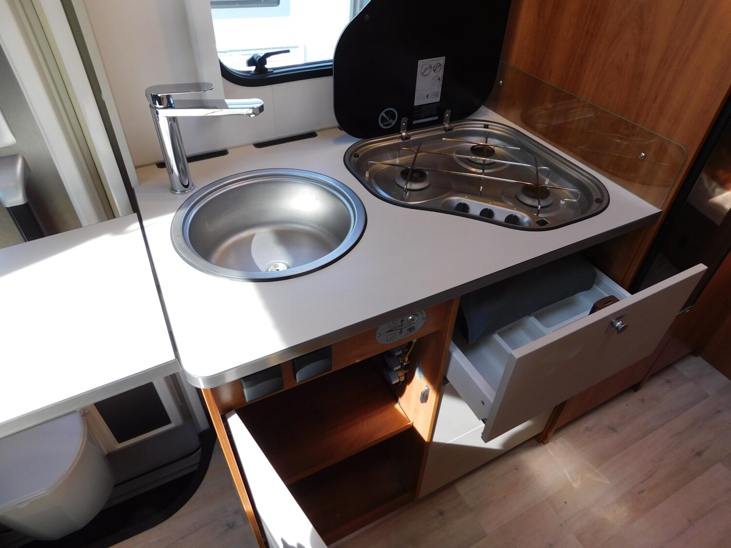 Dethleffs Trend T 6617 EB Hubbett, Klima, AHK, Navi+Kamera - Bild 17