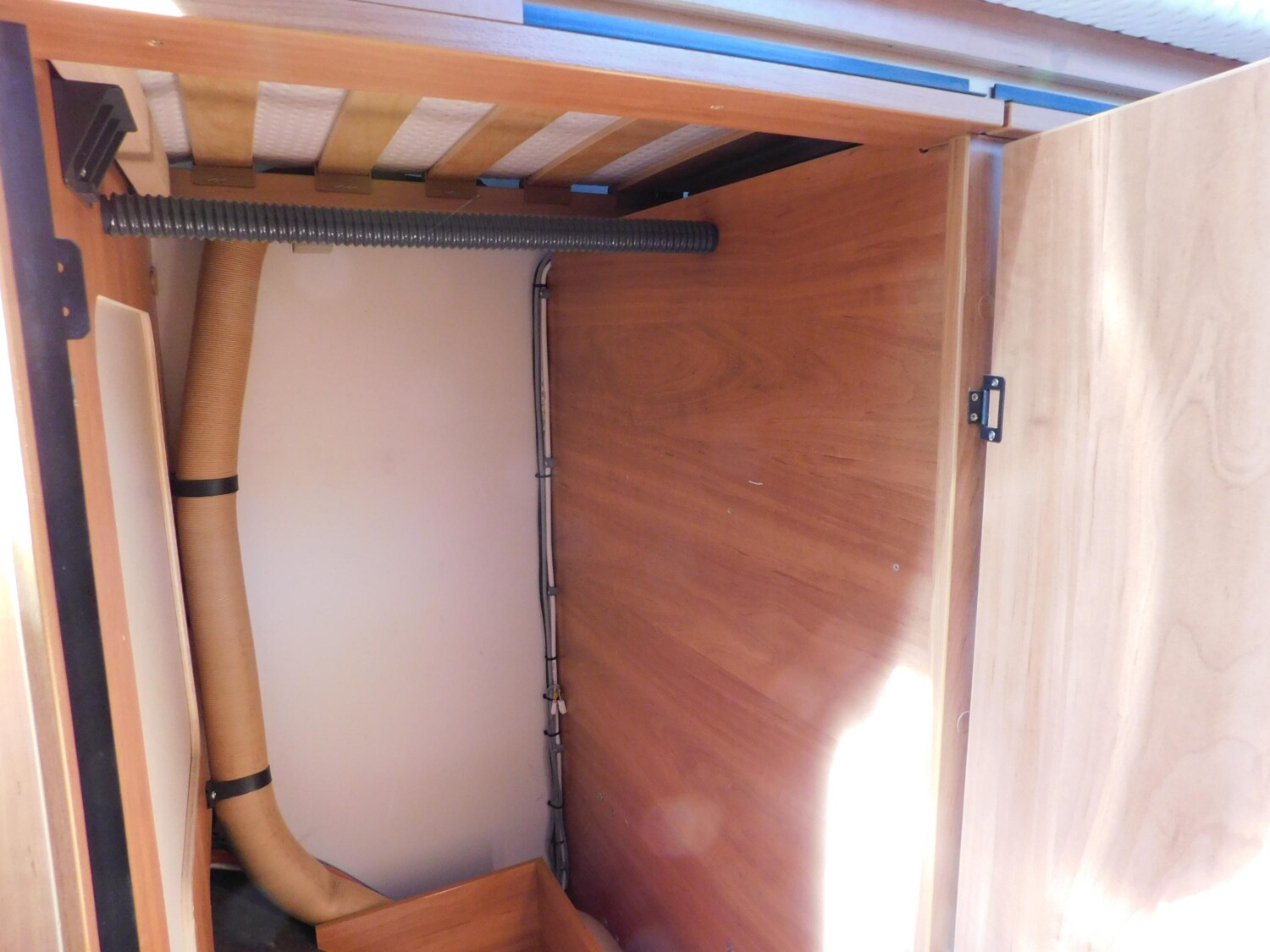 Dethleffs Trend T 6617 EB Hubbett, Klima, AHK, Navi+Kamera - Bild 22