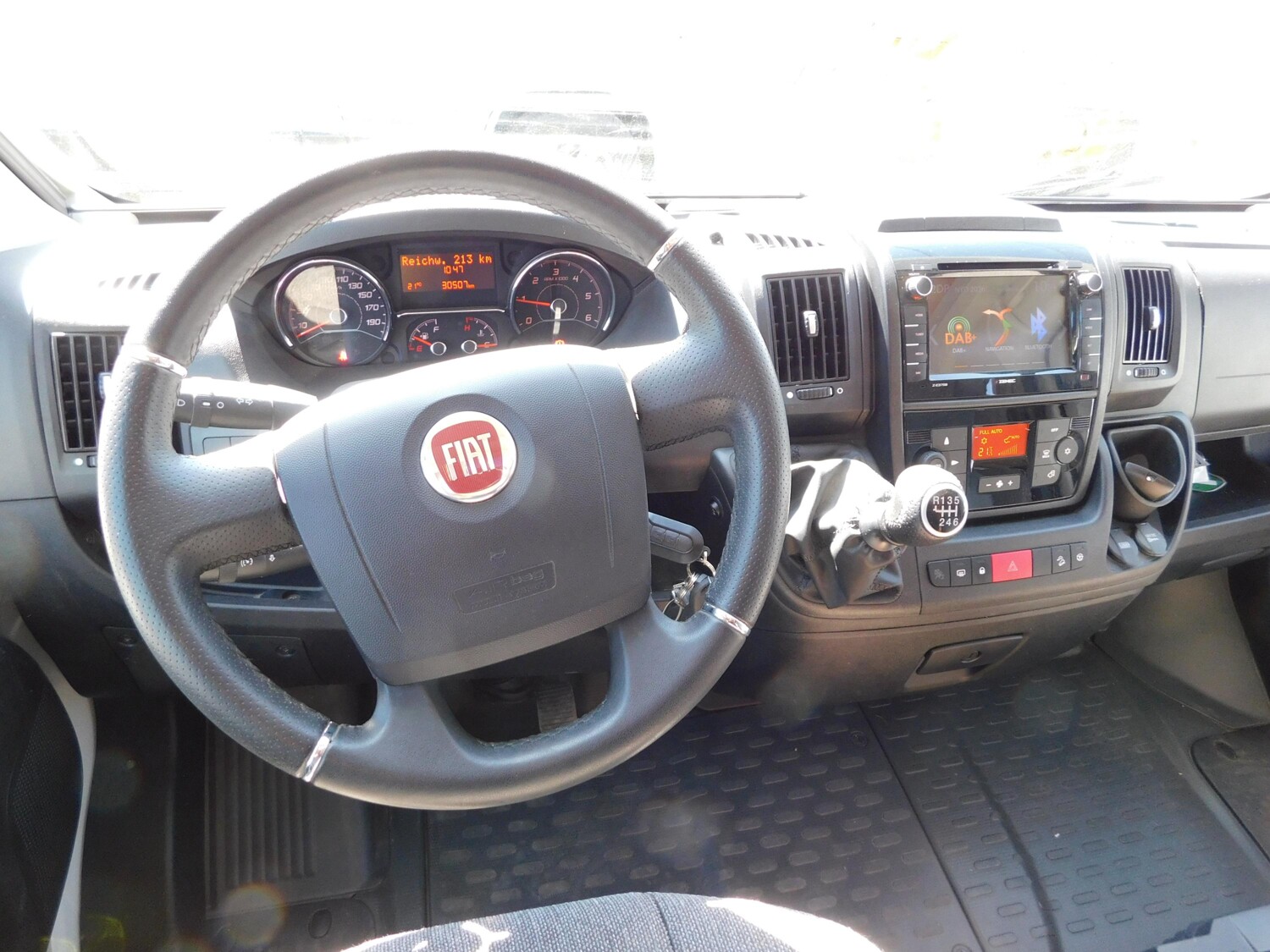 Dethleffs Trend T 6617 EB Hubbett, Klima, AHK, Navi+Kamera - Bild 8