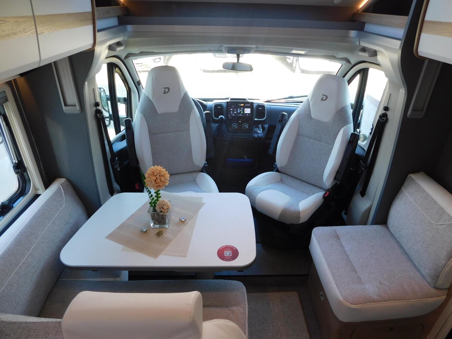 Dethleffs Just Camp T 6812 EB 8G-Automatik, Hubbett - Dethleffs Reisemobil 2025 - Bild 5 Dethleffs Just Camp T 6812 EB 8G-Automatik, Hubbett - Bild 5