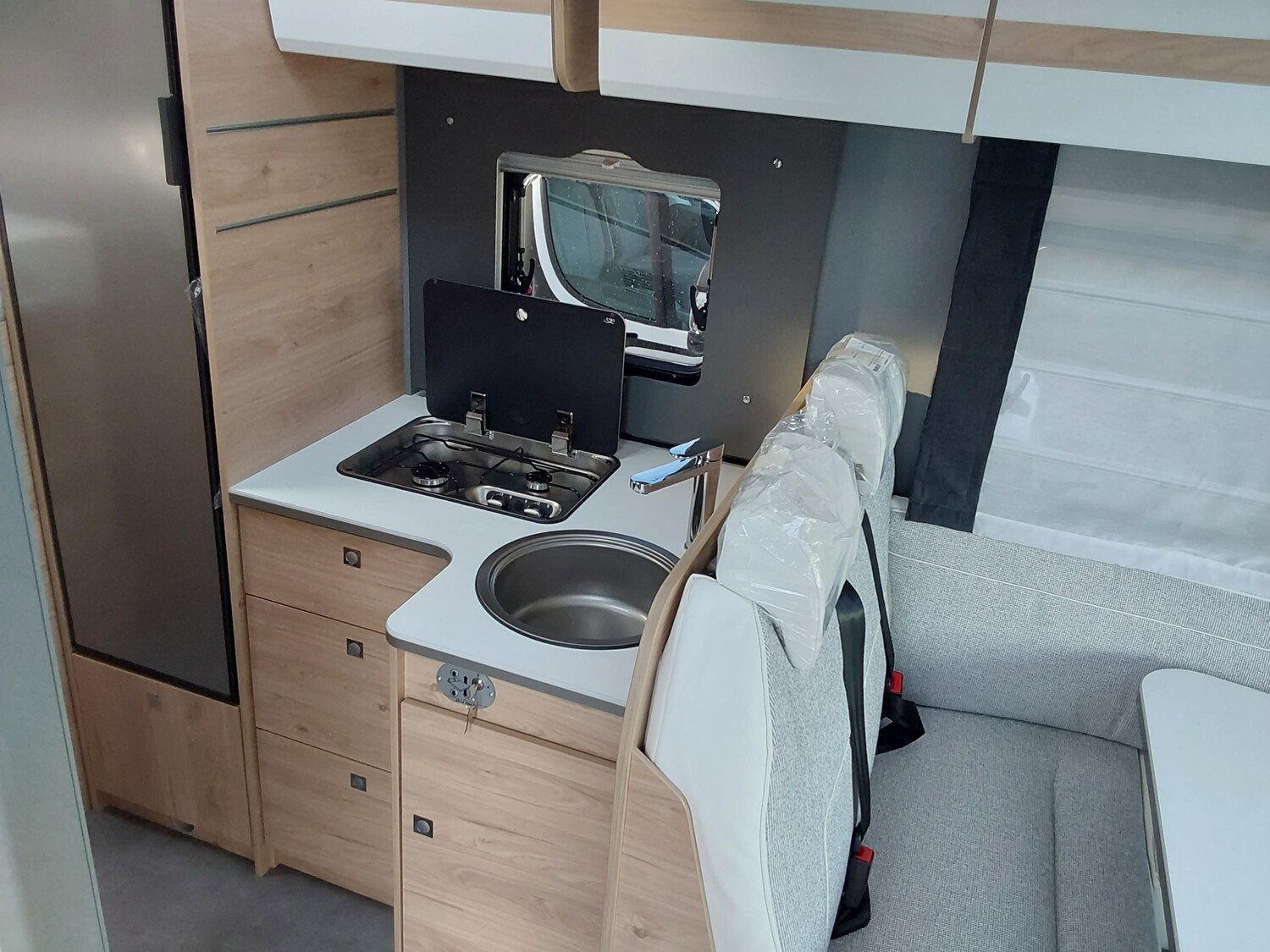 Dethleffs Just Camp Active T 6812 EB 4 Schlafpl. 2x Isofix - Bild 9