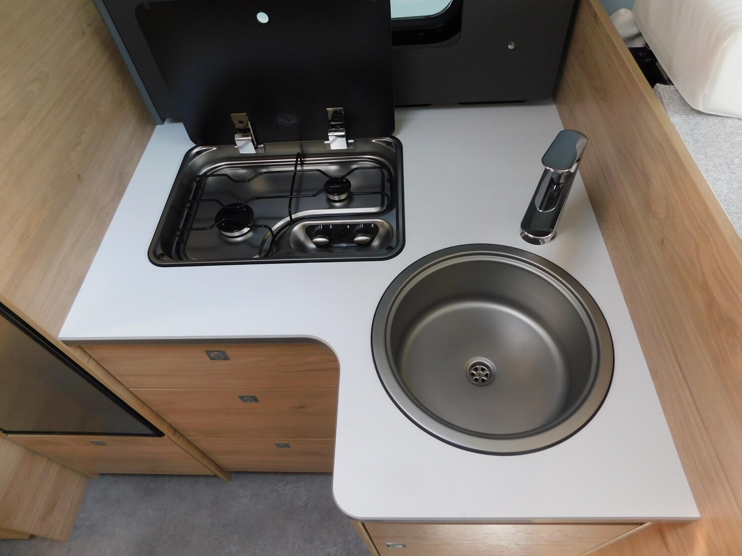 Dethleffs Just Camp Active T 6812 EB Hubbett, 8G-Automatik - Bild 11