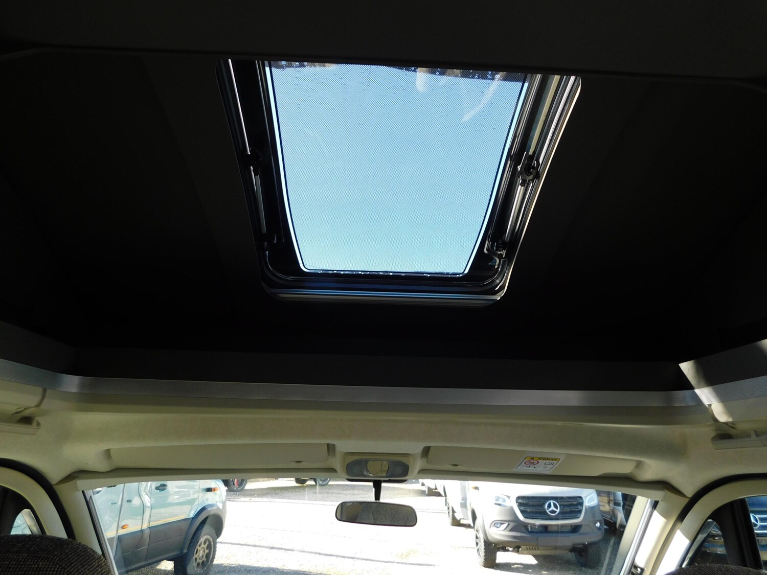 Dethleffs Trend T 6817 EB Winterpaket, Hubbett, 8G-Automat - Bild 15