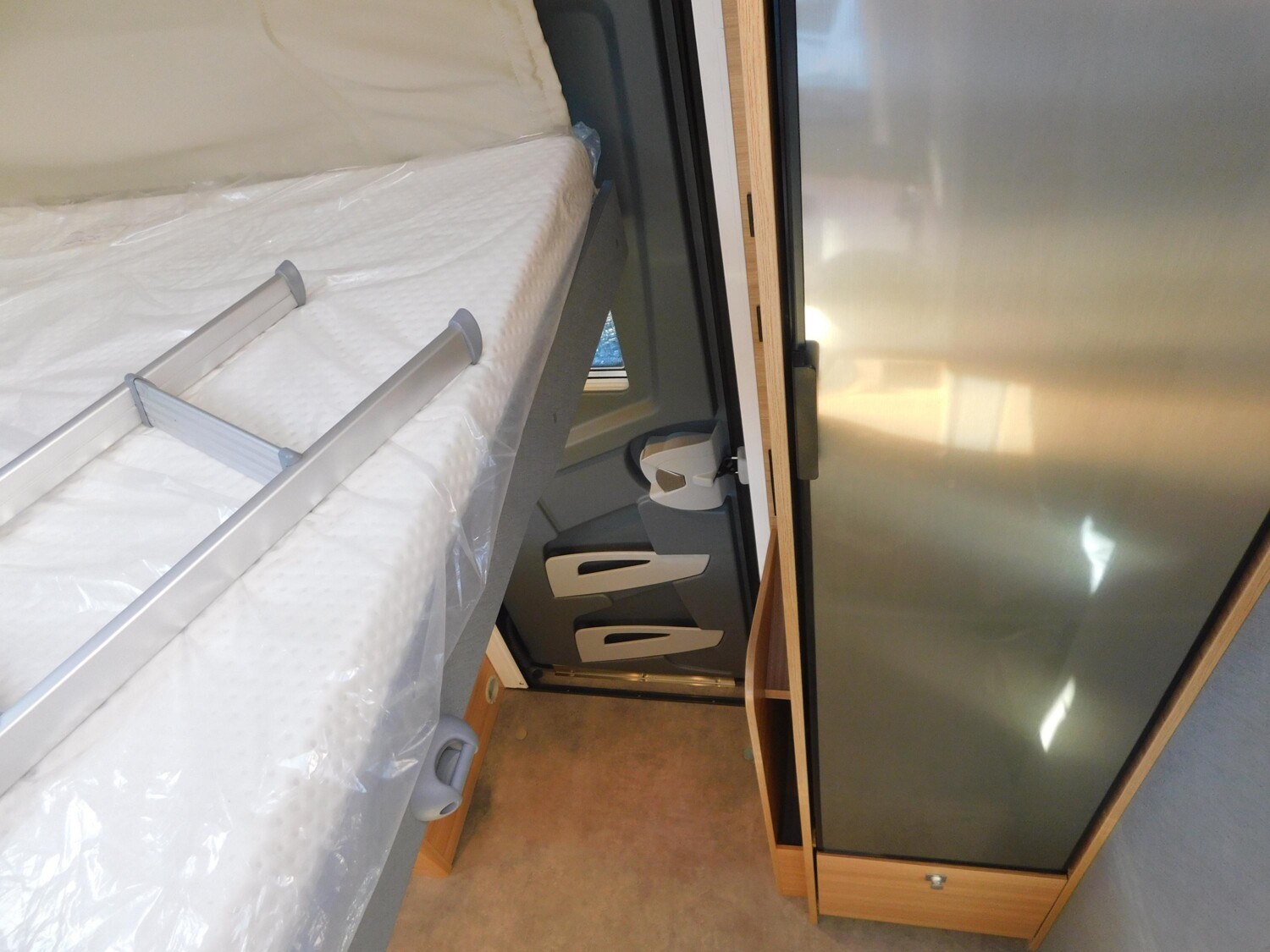 Dethleffs Just 90 T 7052 DBL Verfügbar ab November 2026 - Bild 23