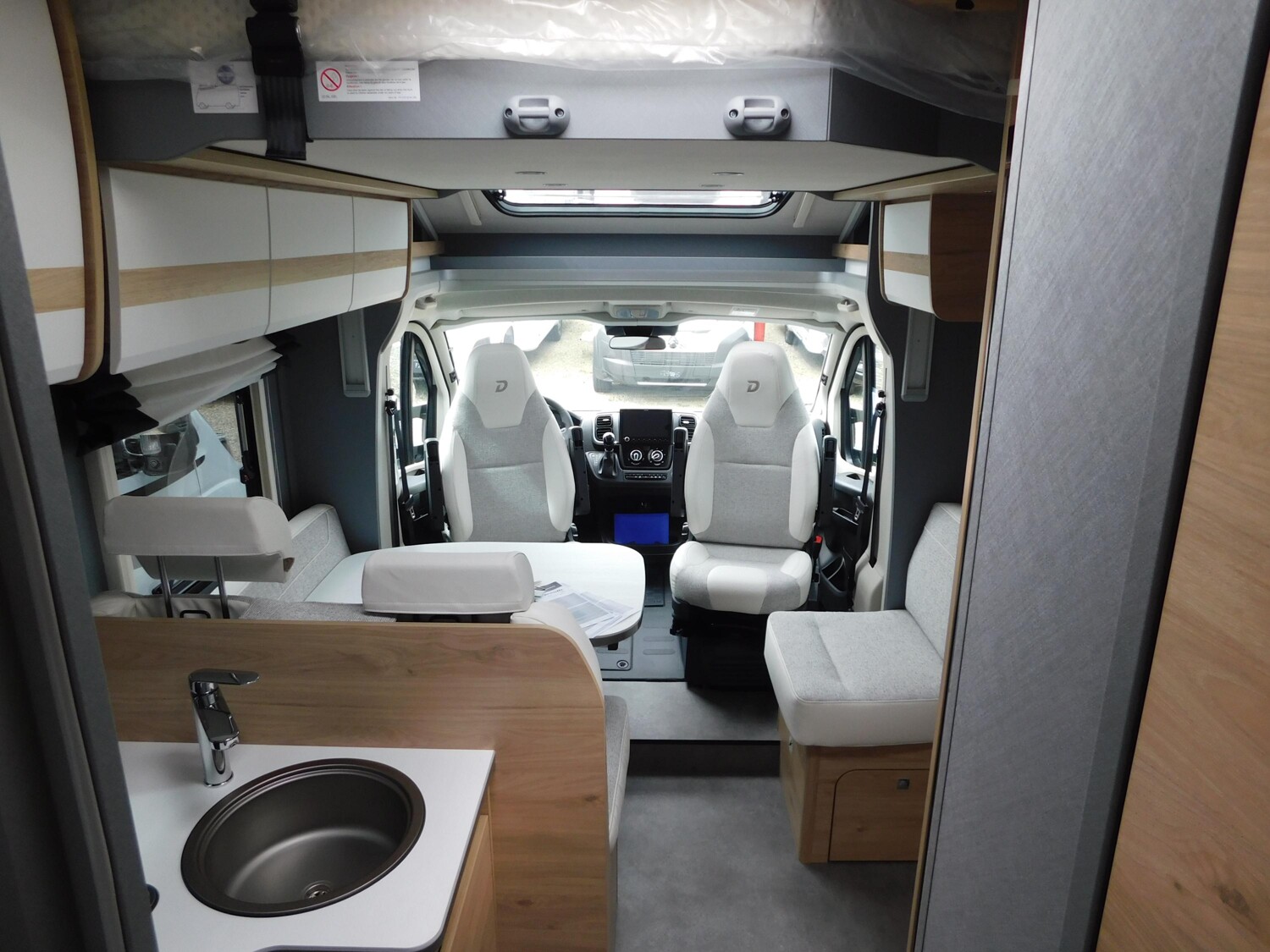 Dethleffs Just Camp Active T 7052 DBM 8G-Automatik+Hubbett - Bild 10