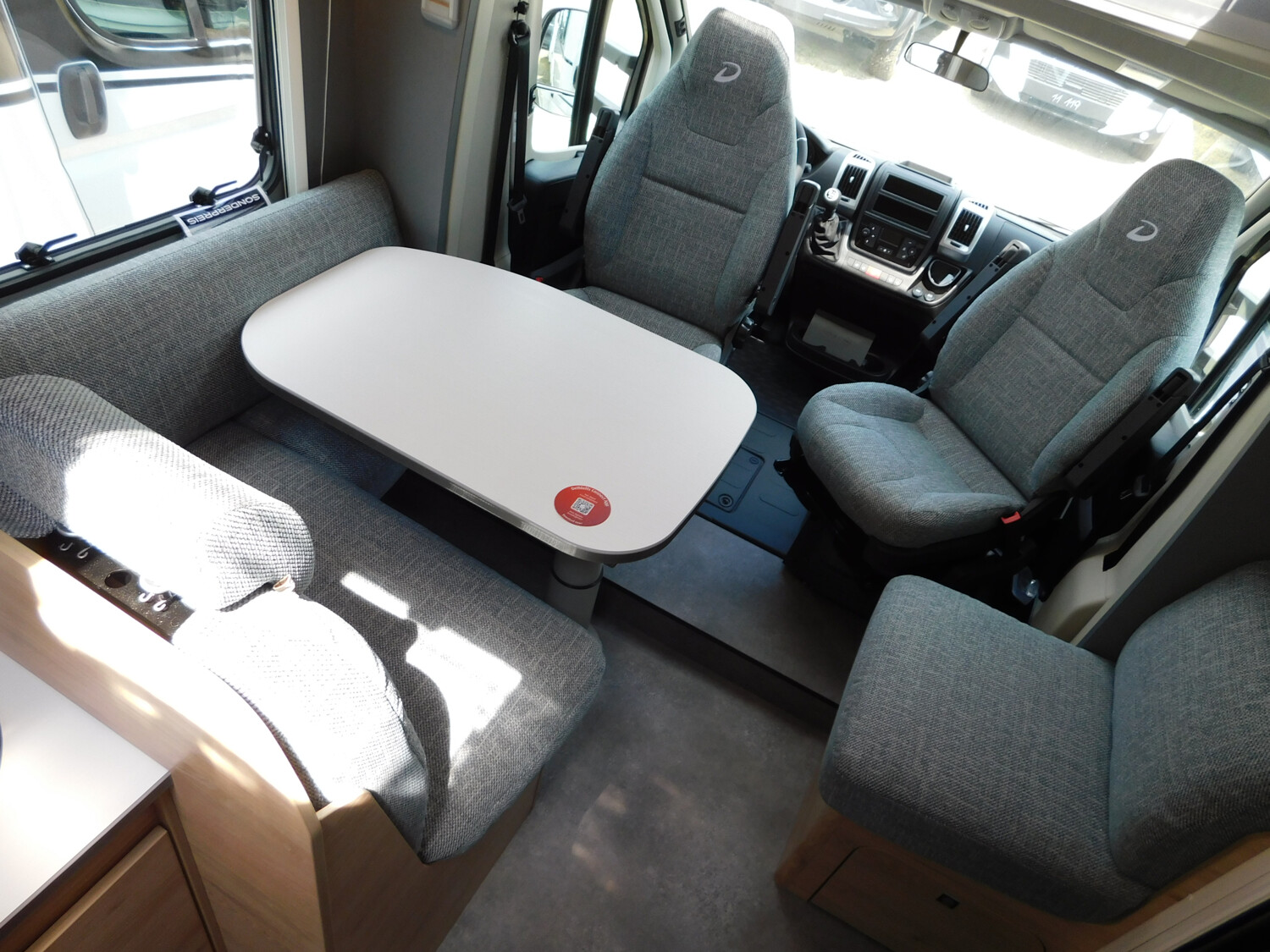 Dethleffs Just Camp T 7052 EB Winterpaket, Hubbett, isofix - Bild 12