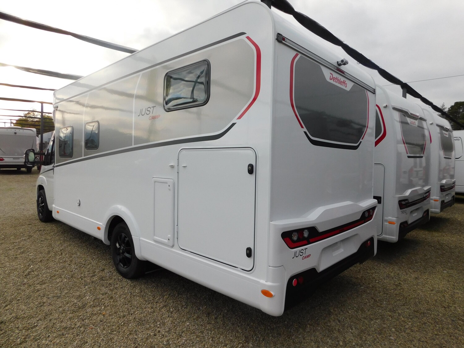 Dethleffs Just Camp T 7052 EB Active-Pkt,Hubbett,Voll-LED - Dethleffs Reisemobil 2025 - Bild 5 Dethleffs Just Camp T 7052 EB Active-Pkt,Hubbett,Voll-LED - Bild 5