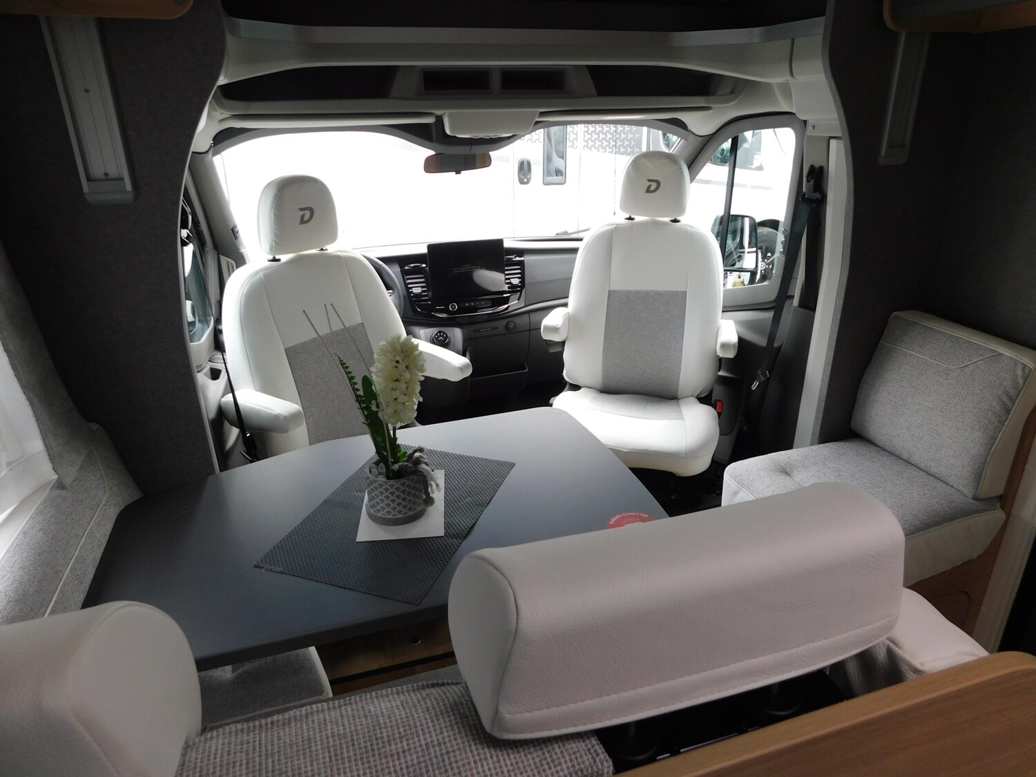 Dethleffs Just Go T 7055 EB Automatik, Hubbett, isofix - Bild 6