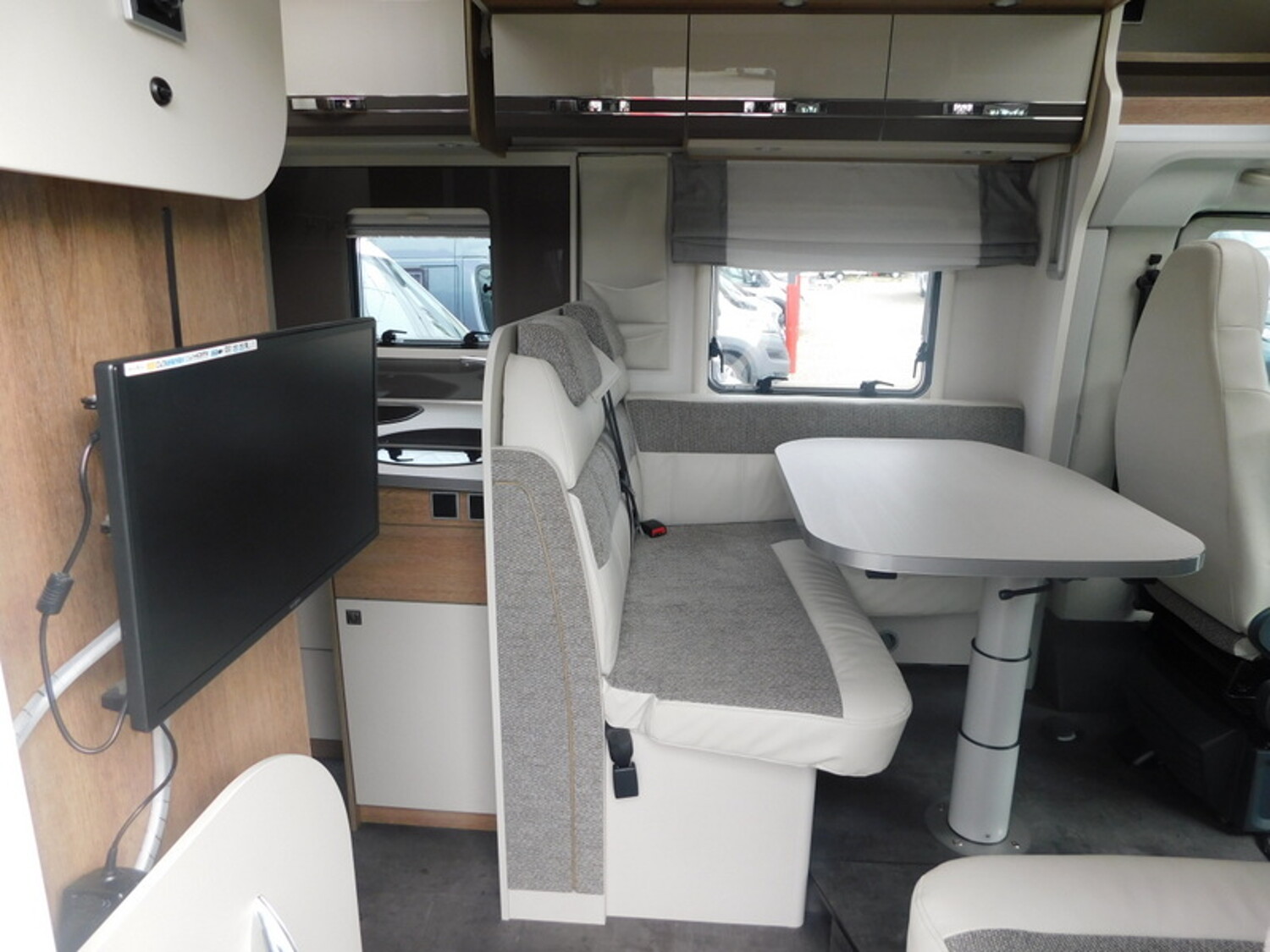 Dethleffs Trend  T 7057 EB Hubbett, Navi+RFK, Markise, uvm - Dethleffs Reisemobil 2020 - Bild 5 Dethleffs Trend  T 7057 EB Hubbett, Navi+RFK, Markise, uvm - Bild 5