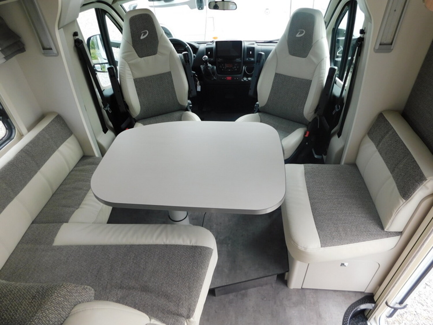 Dethleffs Trend  T 7057 EB Hubbett, Navi+RFK, Markise, uvm - Dethleffs Reisemobil 2020 - Bild 7 Dethleffs Trend  T 7057 EB Hubbett, Navi+RFK, Markise, uvm - Bild 7