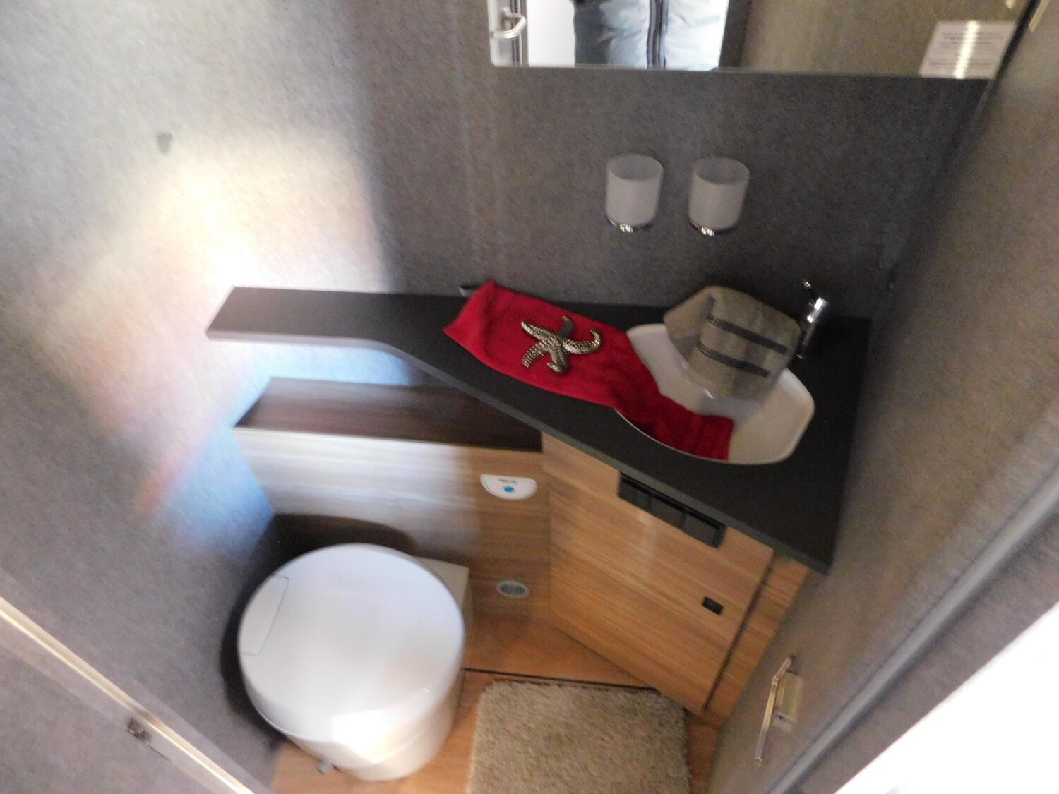 Dethleffs Trend T 7057 EB Hubbett+Winterpaket+180PS/Autom. - Bild 12