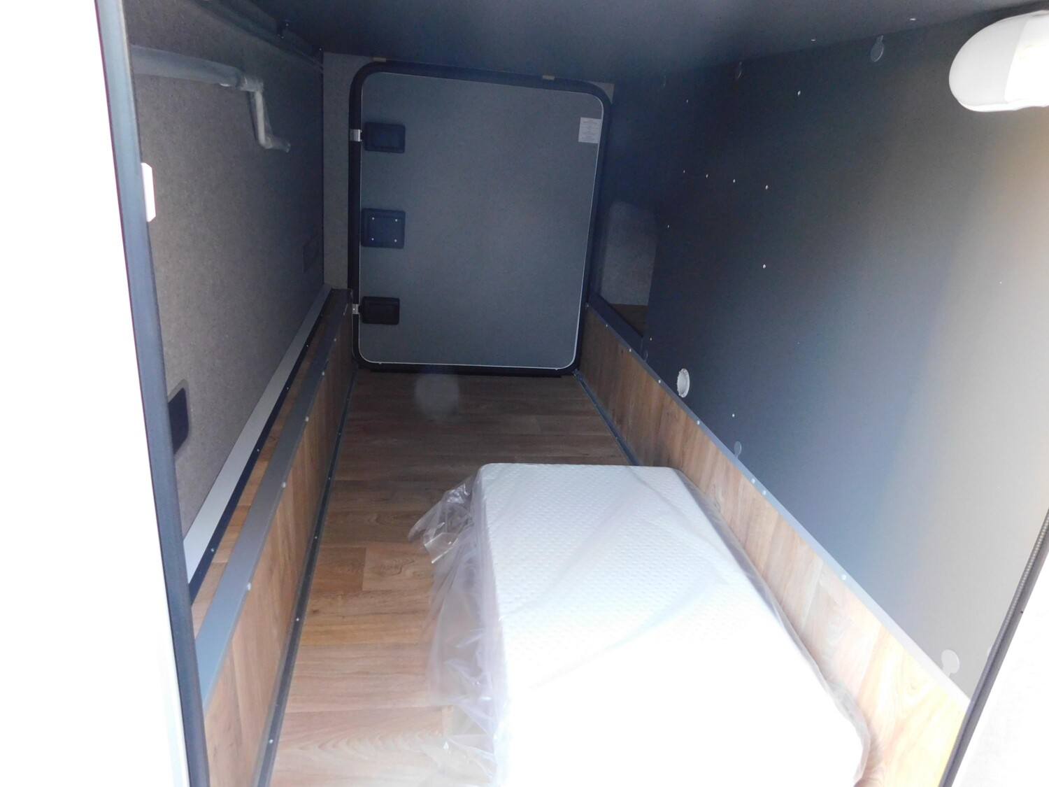 Dethleffs Trend T 7057 EB Hubbett+Winterpaket+180PS/Autom. - Bild 16