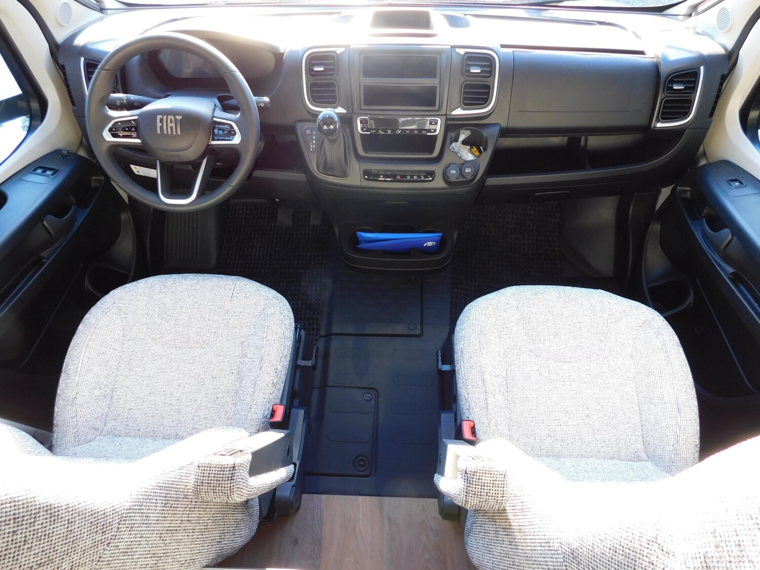 Dethleffs Trend T 7057 EB Hubbett+Winterpaket+180PS/Autom. - Bild 5