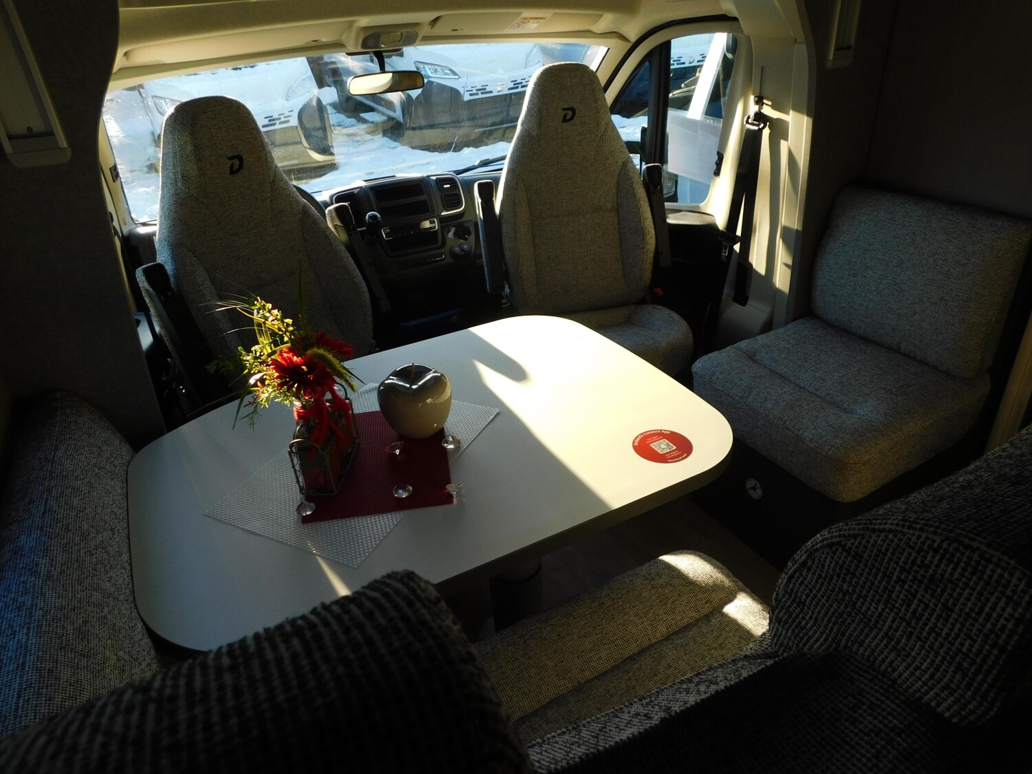 Dethleffs Trend T 7057 EB Hubbett+Winterpaket+180PS/Autom. - Bild 8