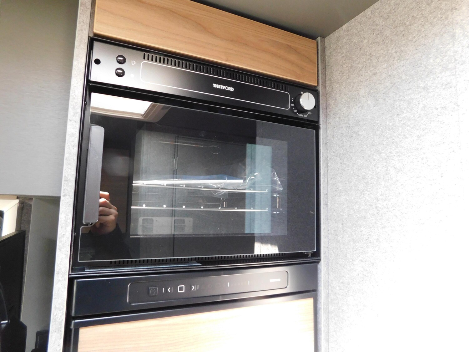 Dethleffs Trend T 7057 EBL ALDE, Backofen, SAT+TV, ACC - Bild 14